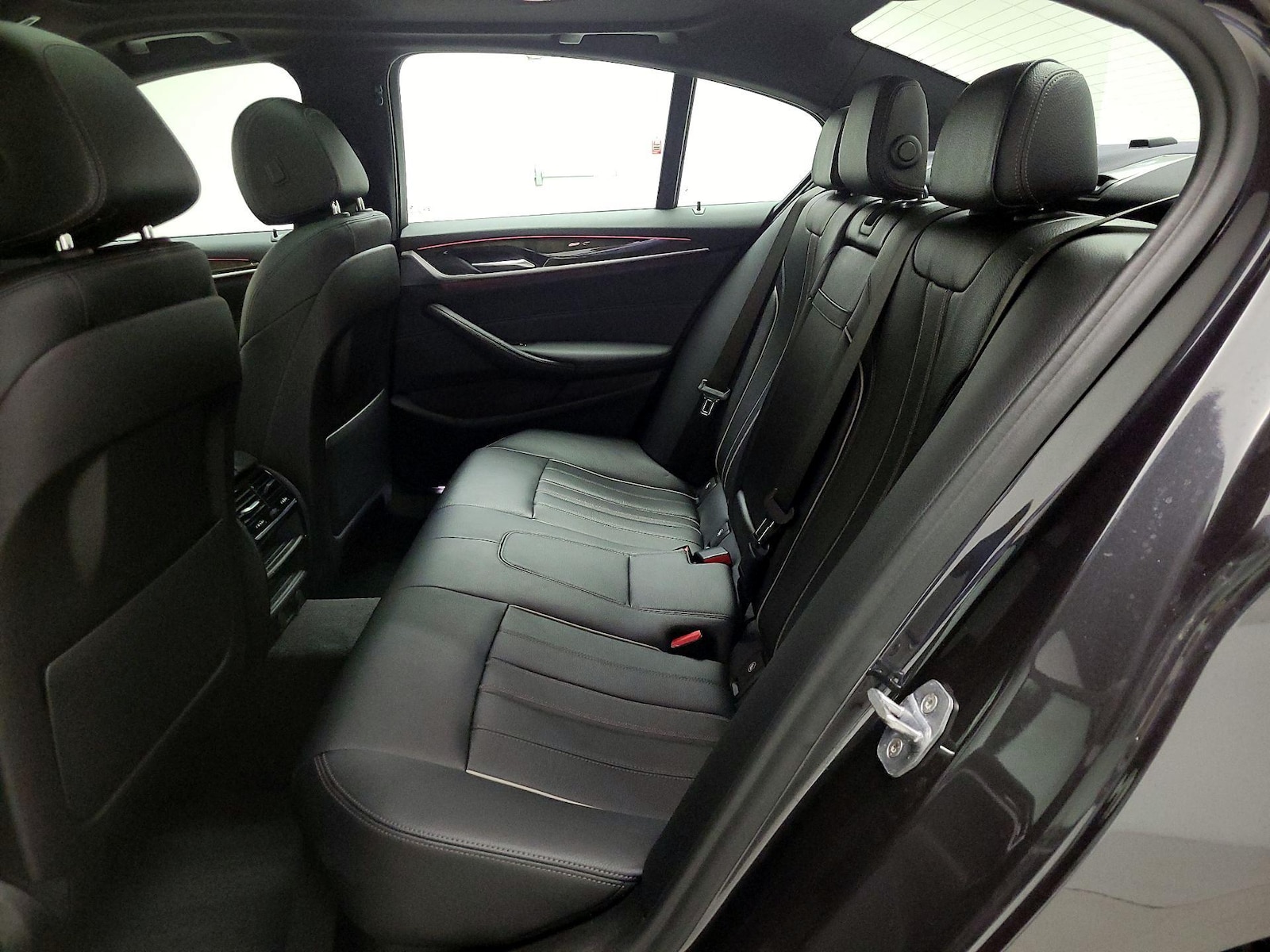 2019 BMW 5 Series 540i - Photo 22