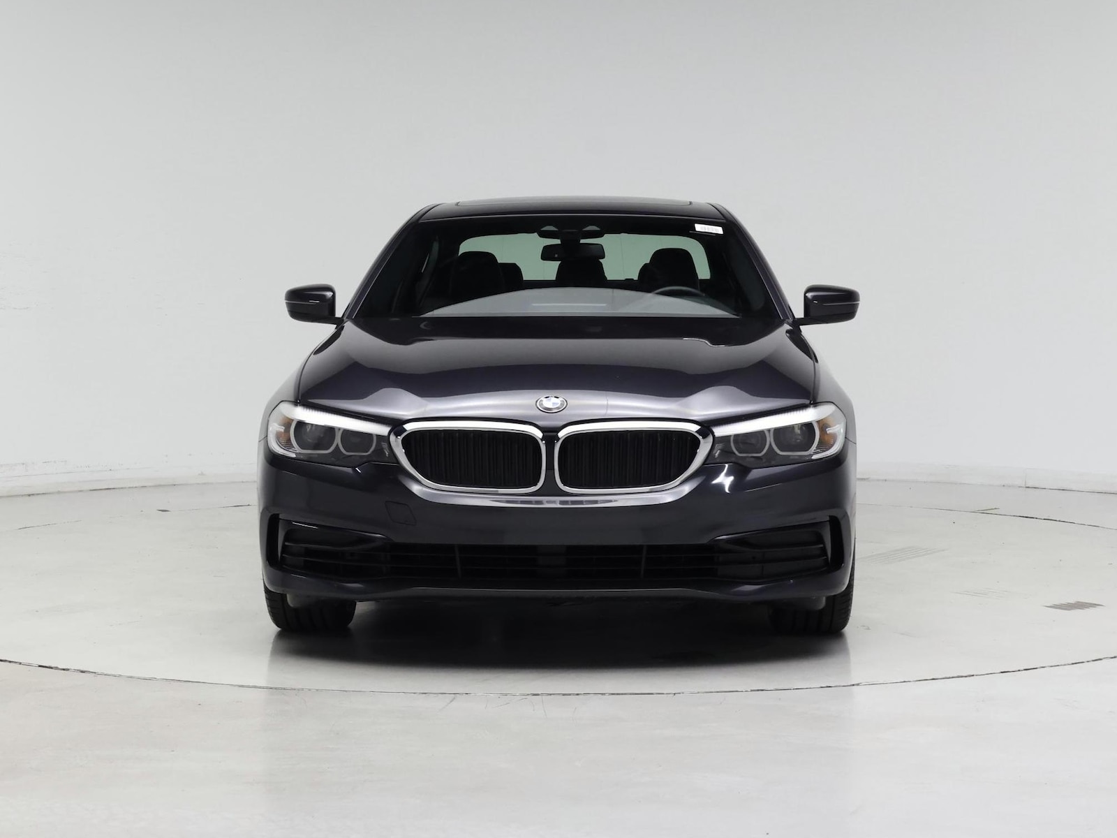 2019 BMW 5 Series 540i - Photo 6