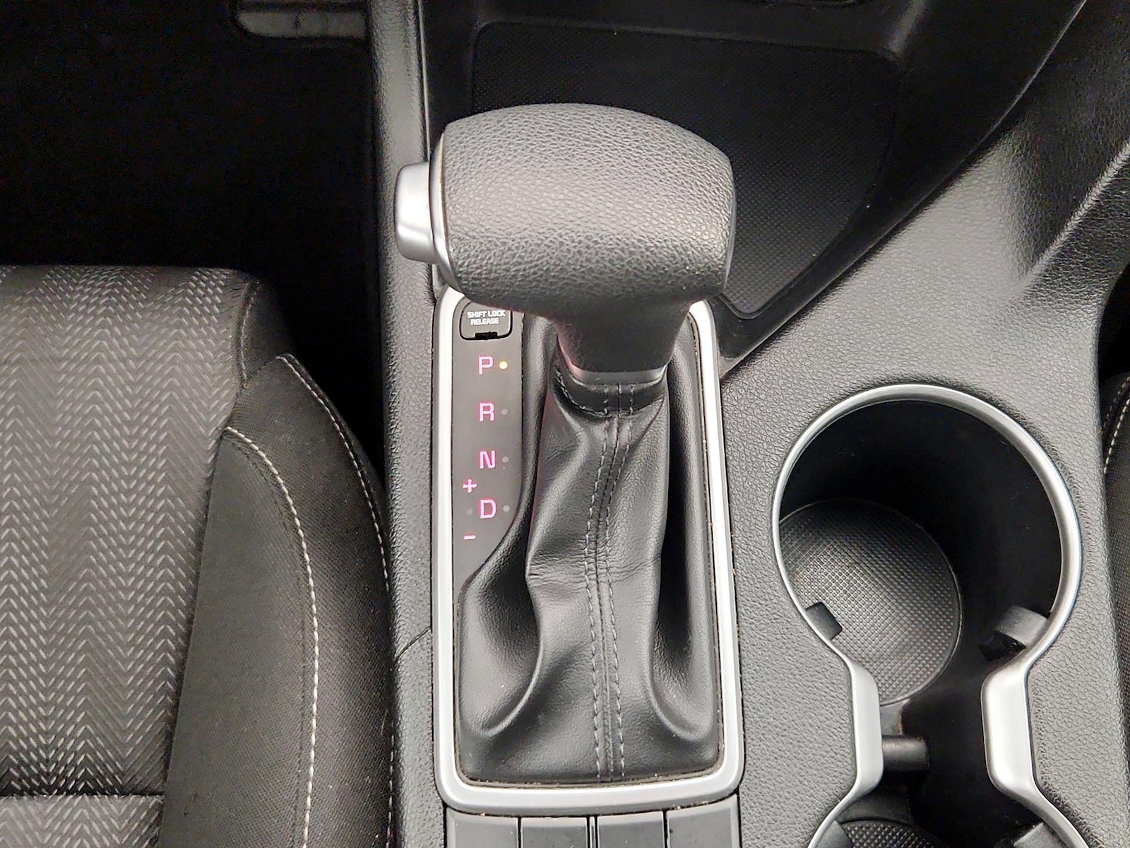 2017 Kia Sportage LX - Photo 18