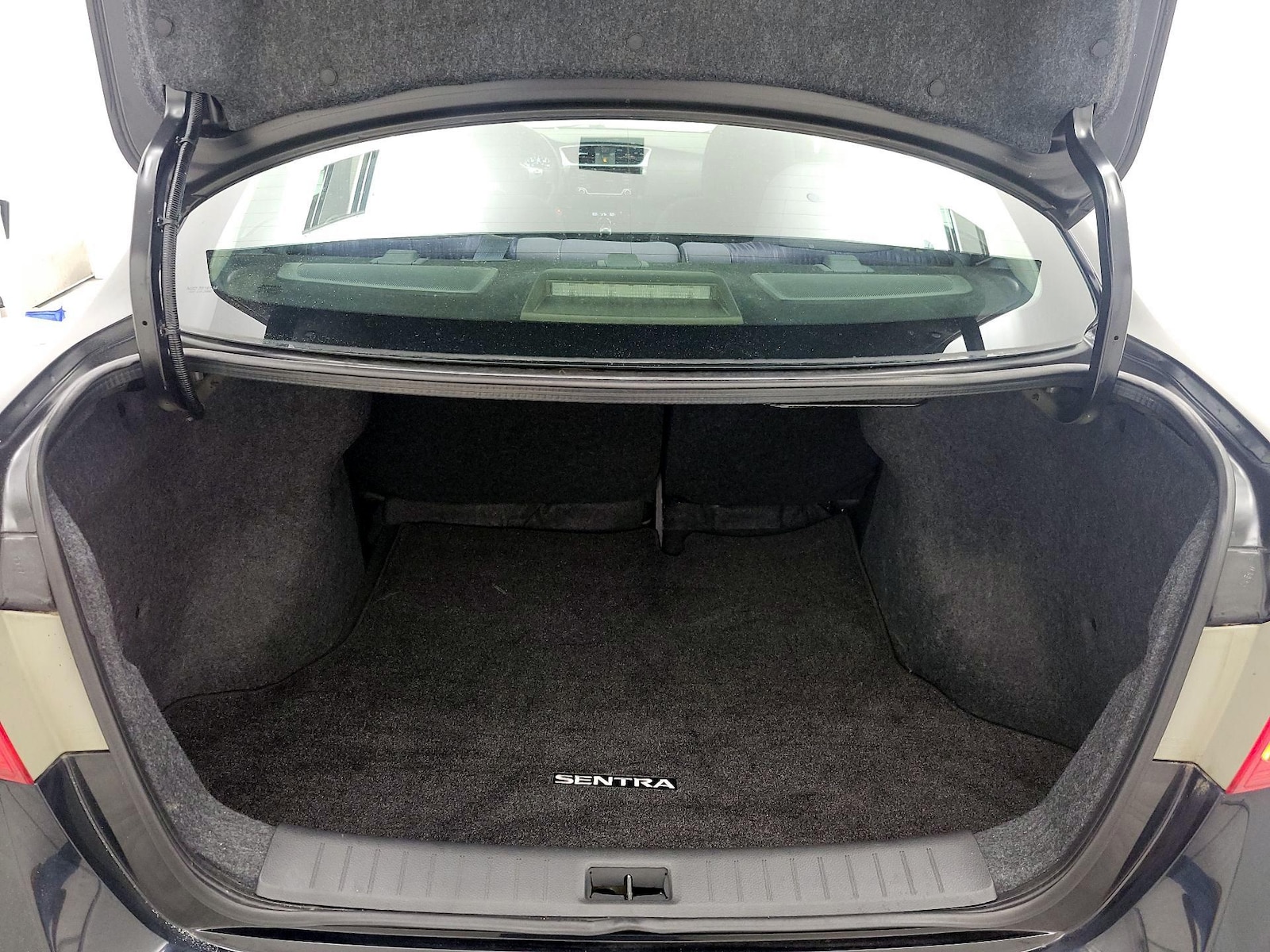 2018 Nissan Sentra SV - Photo 20