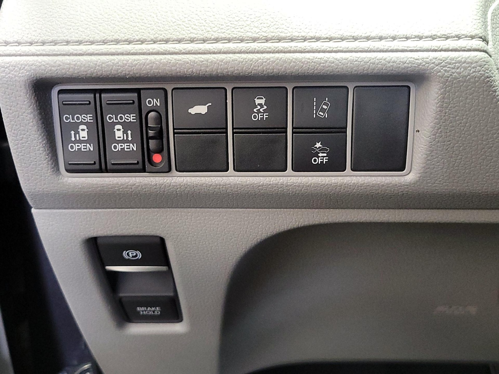 2020 Honda Odyssey EX-L - Photo 14