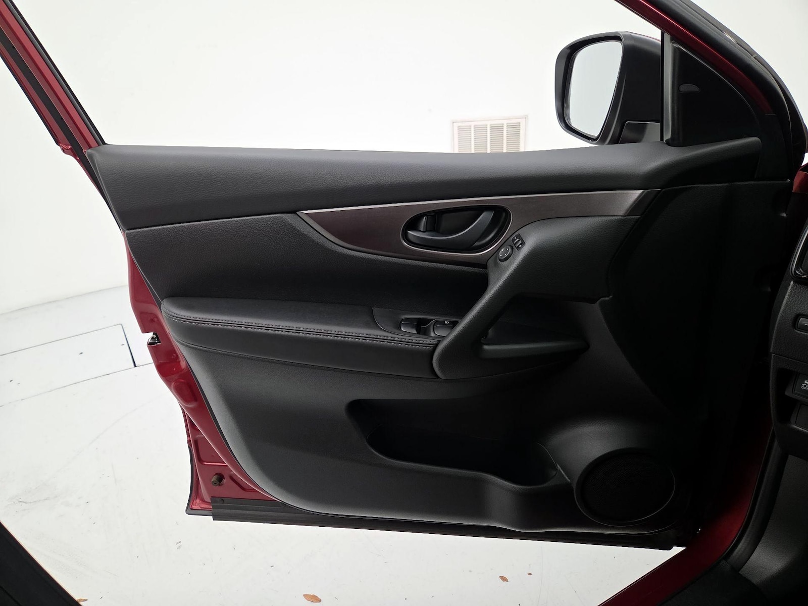 2019 Nissan Rogue Sport S - Photo 13