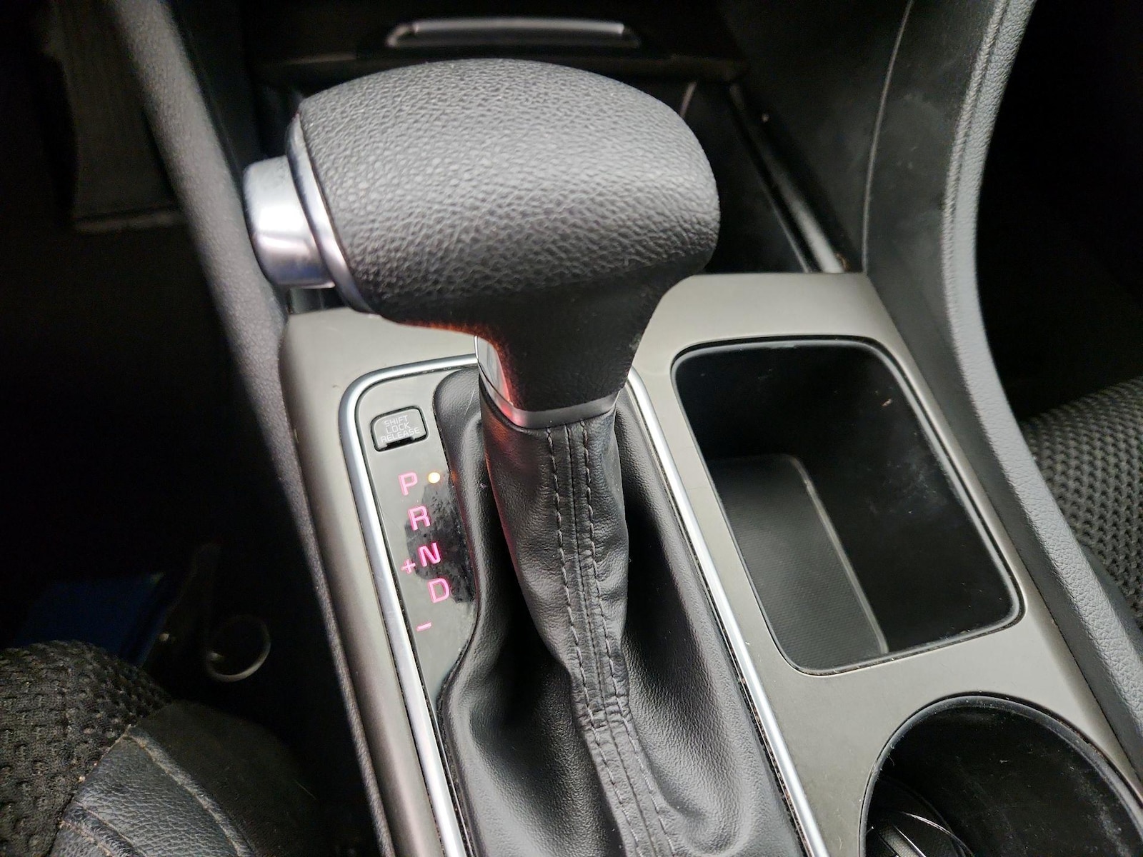 2019 Kia Optima S - Photo 17