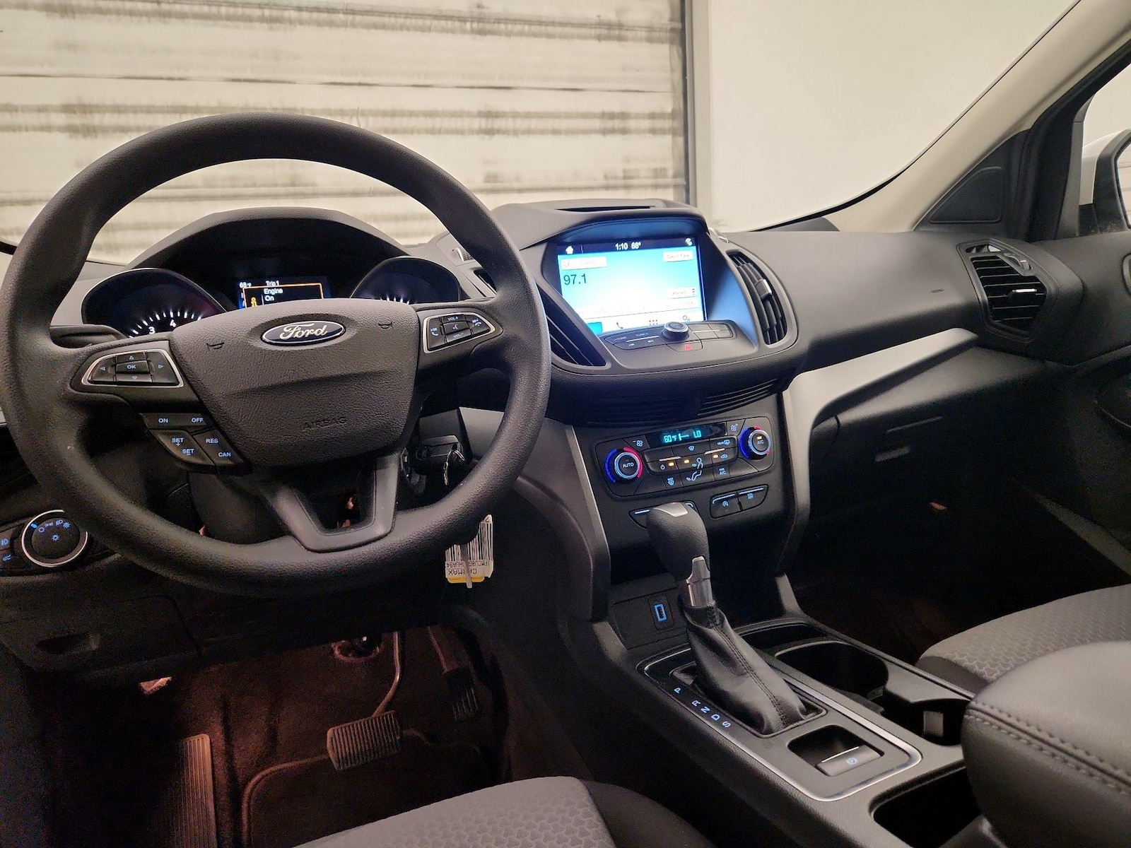 2017 Ford Escape SE - Photo 10