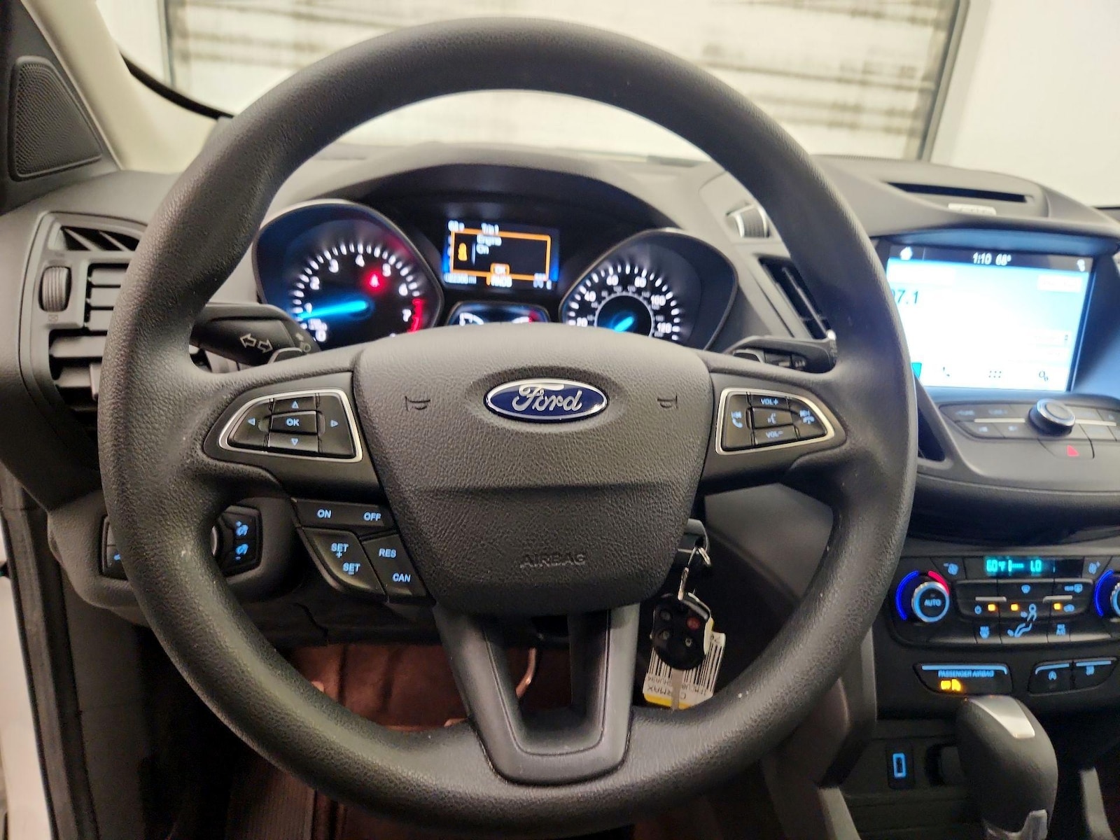 2017 Ford Escape SE - Photo 11