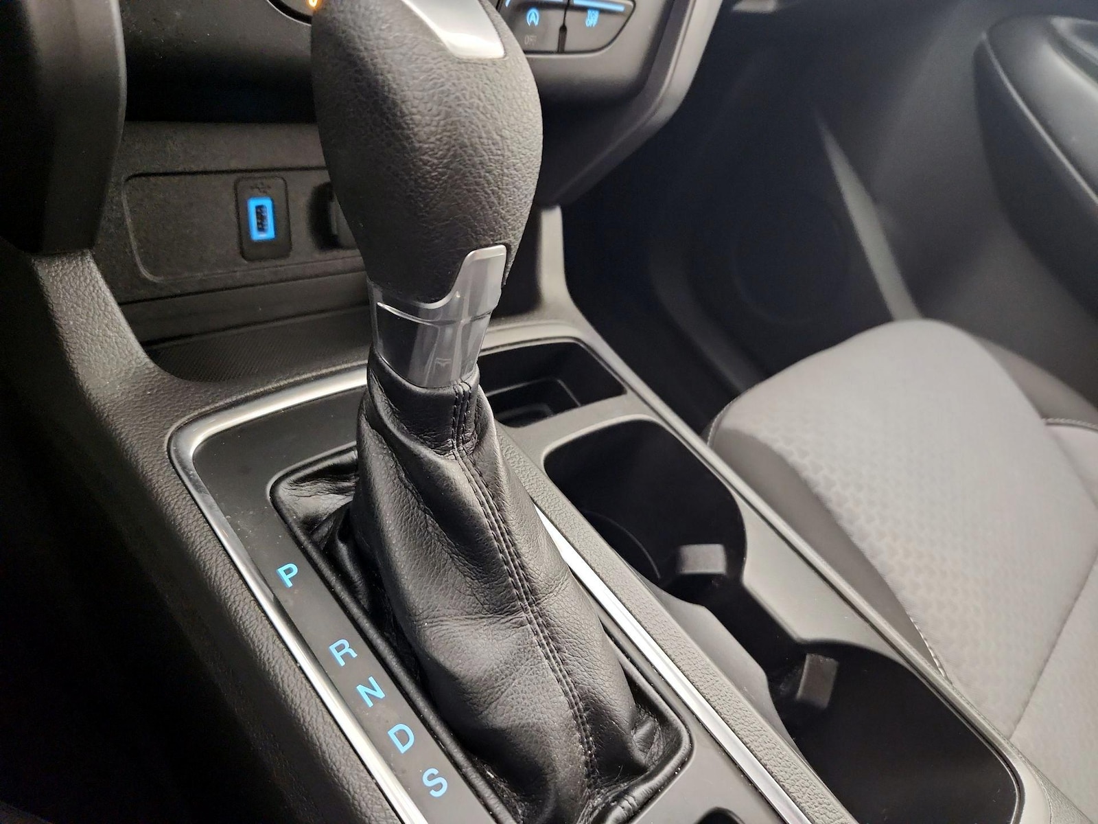 2017 Ford Escape SE - Photo 18