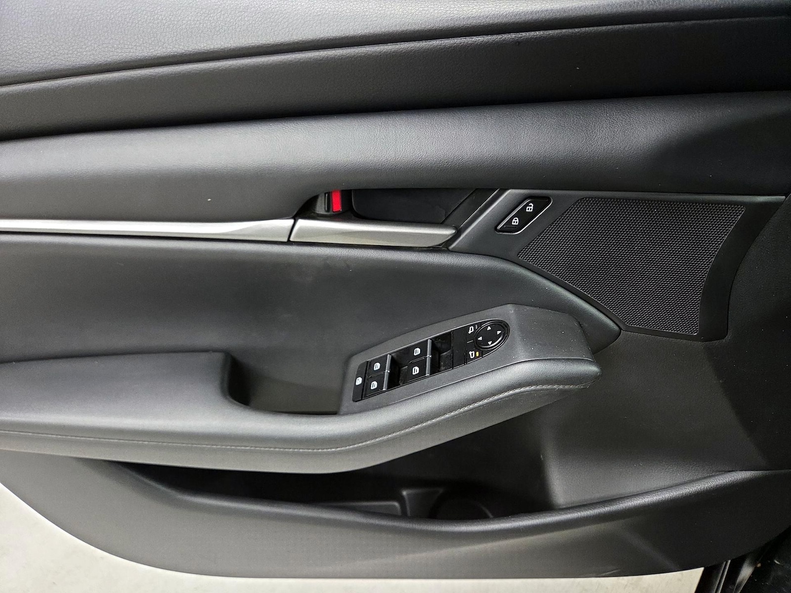 2023 Mazda Mazda3 Select - Photo 13