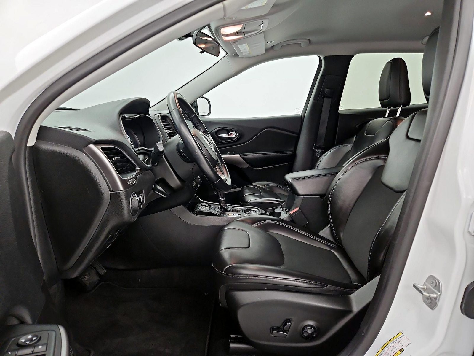 Power Seat(s) & Side Airbags