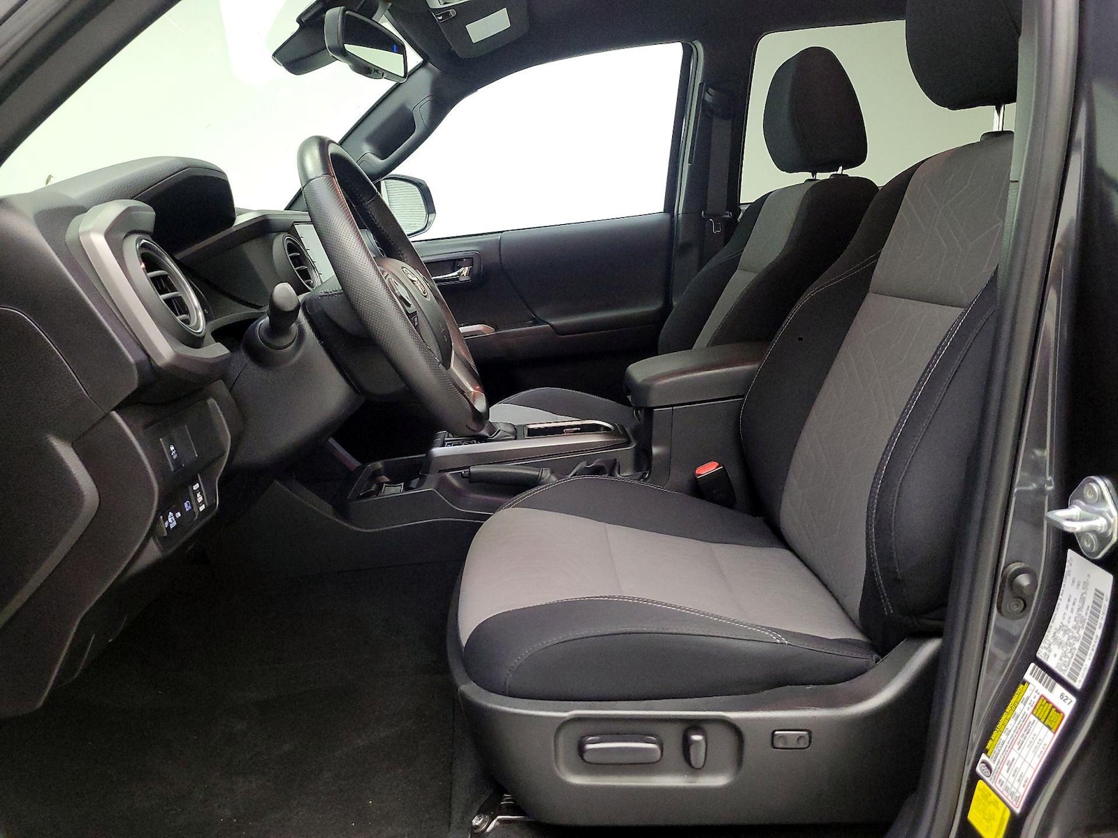 Power Seat(s) & Side Airbags