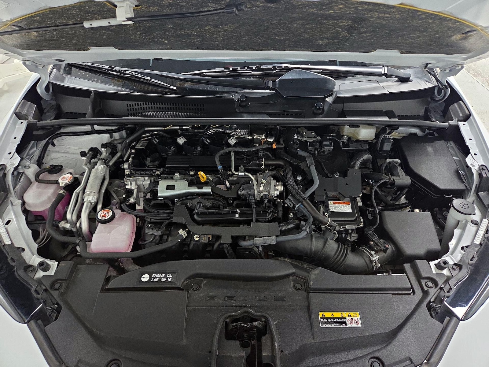 2024 Toyota Prius Prime XSE - Photo 18