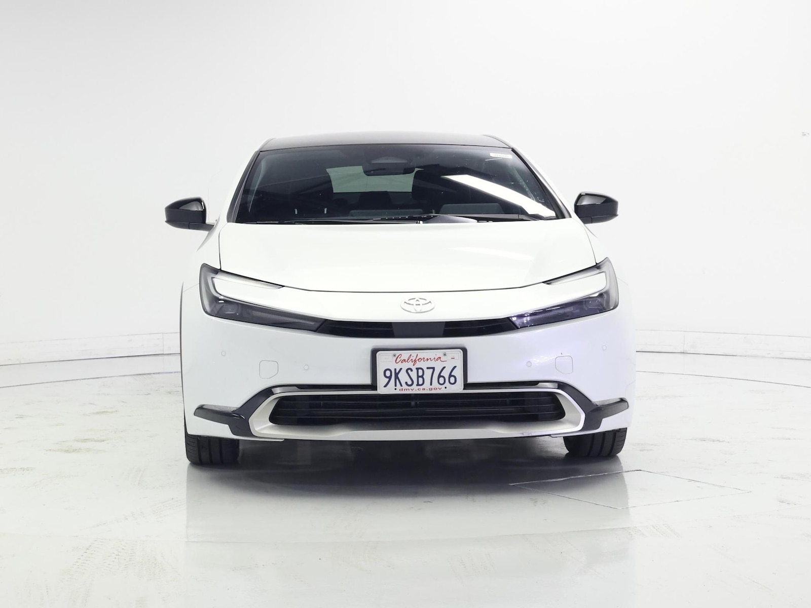 2024 Toyota Prius Prime XSE - Photo 6