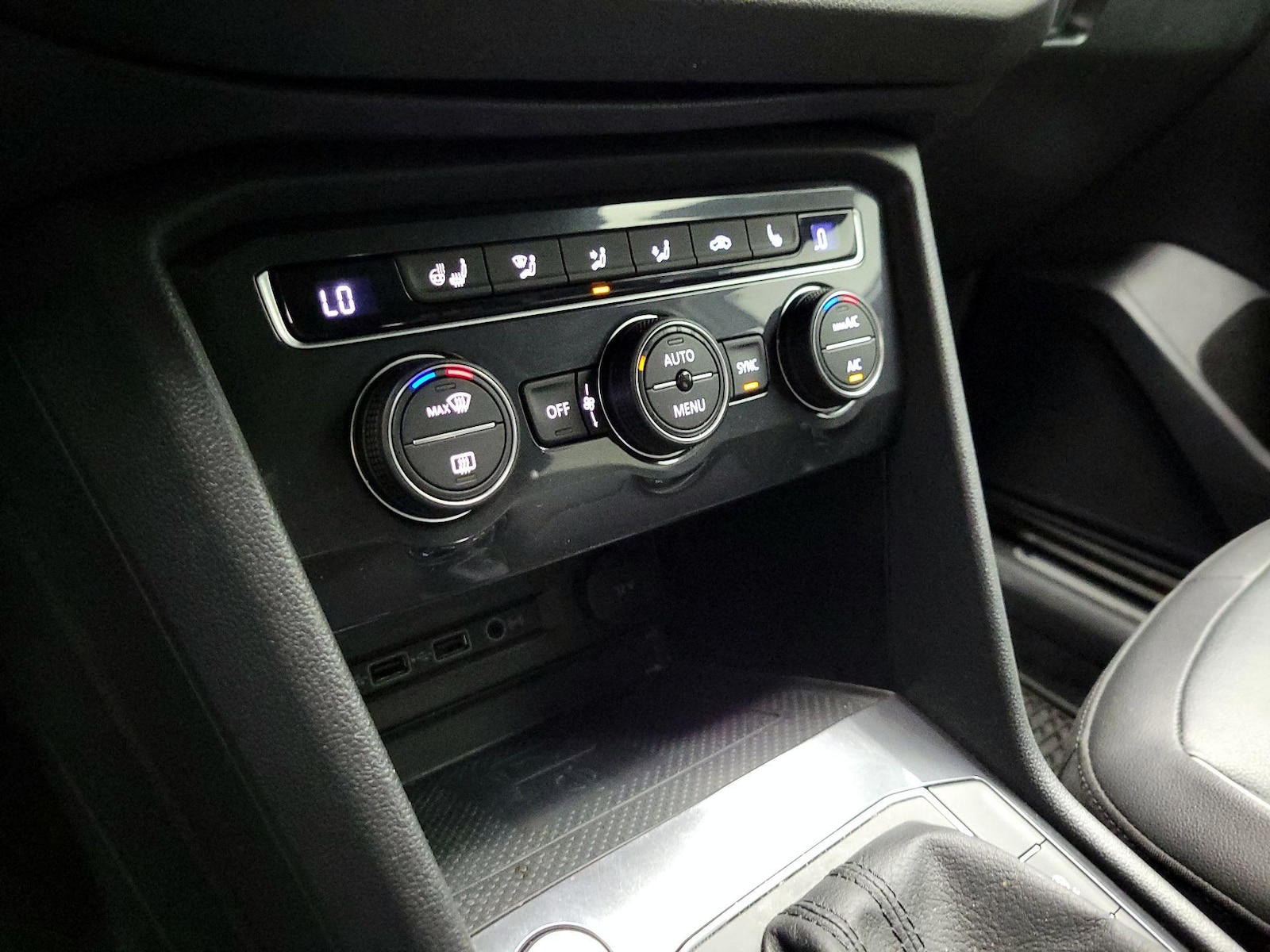 2020 Volkswagen Tiguan SEL Premium R-Line - Photo 16