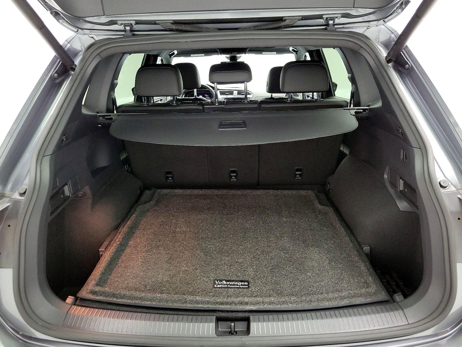 2020 Volkswagen Tiguan SEL Premium R-Line - Photo 20