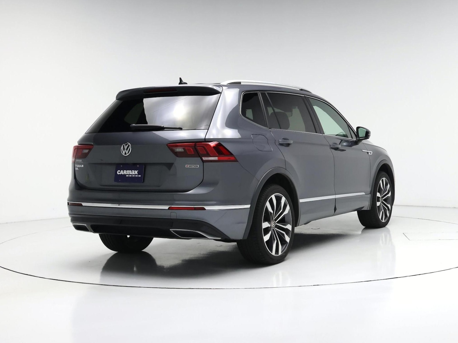 2020 Volkswagen Tiguan SEL Premium R-Line - Photo 9