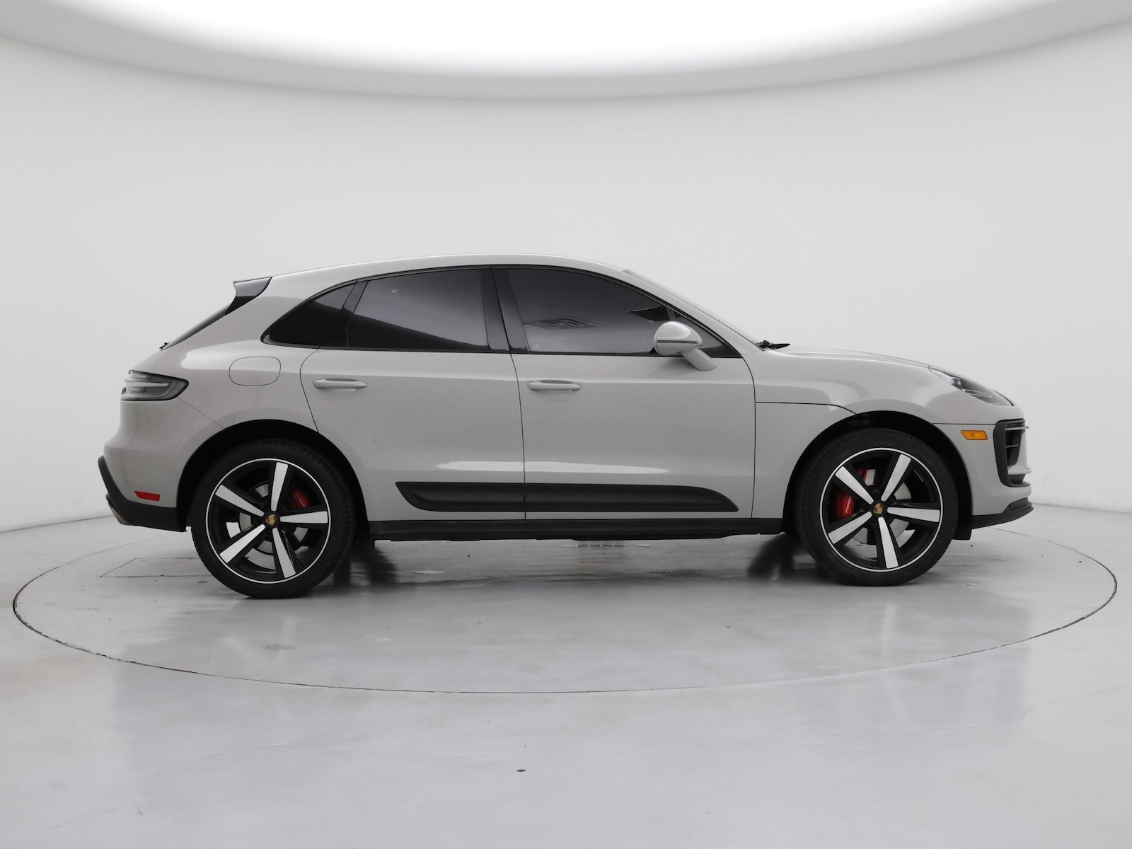 2022 Porsche Macan S - Photo 8