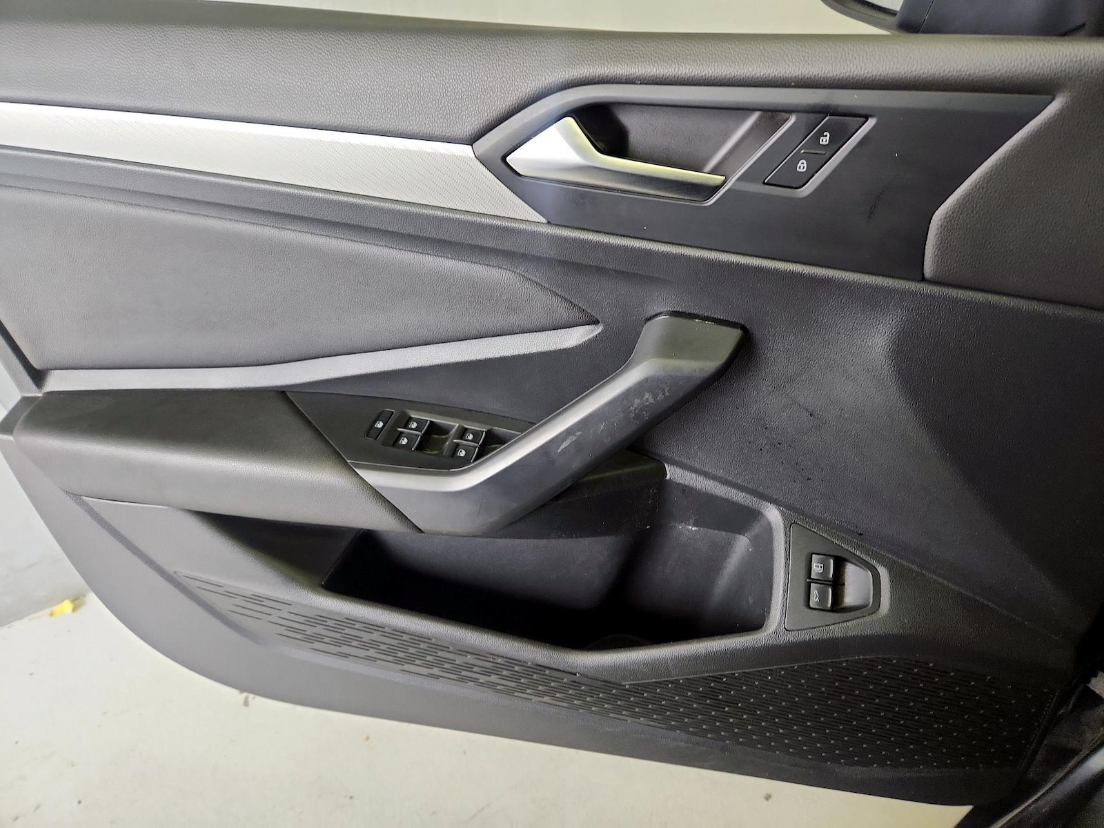 2021 Volkswagen Jetta SE - Photo 13