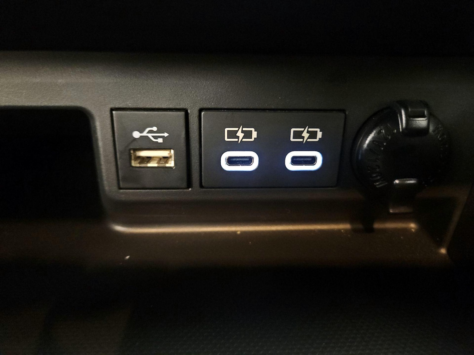 2023 Toyota Highlander XSE - Photo 19