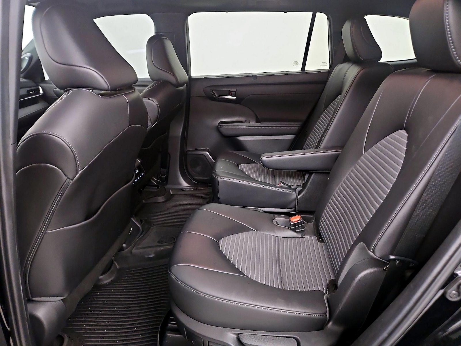 2023 Toyota Highlander XSE - Photo 21