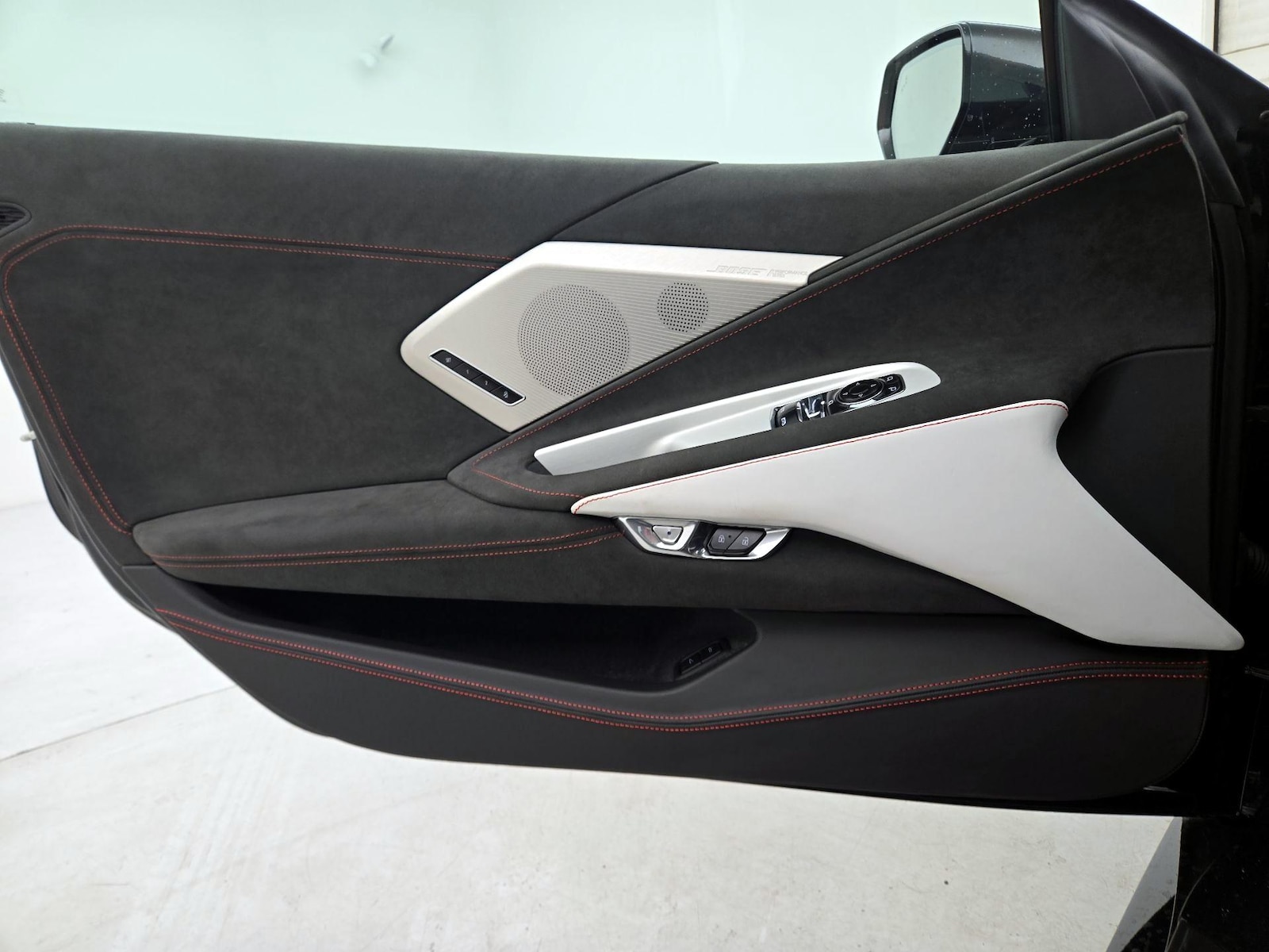 2023 Chevrolet Corvette 3LT - Photo 13