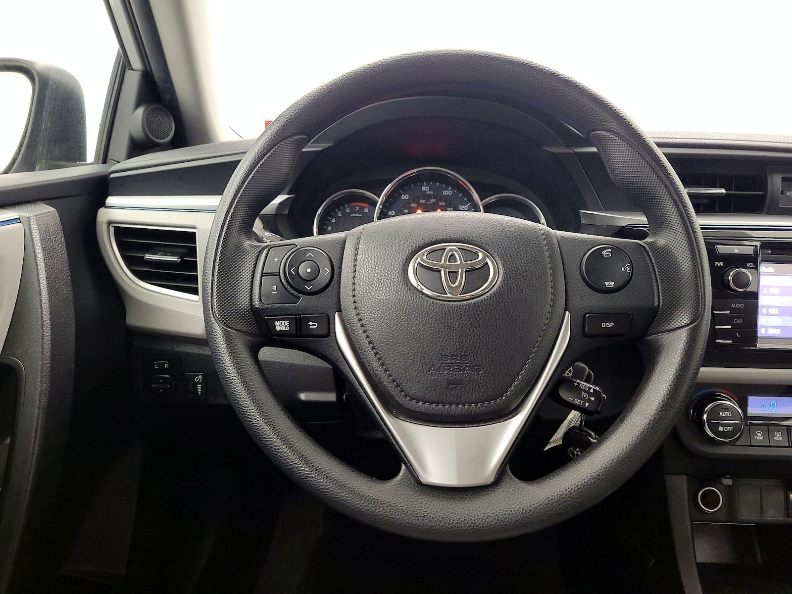 2016 Toyota Corolla LE - Photo 11