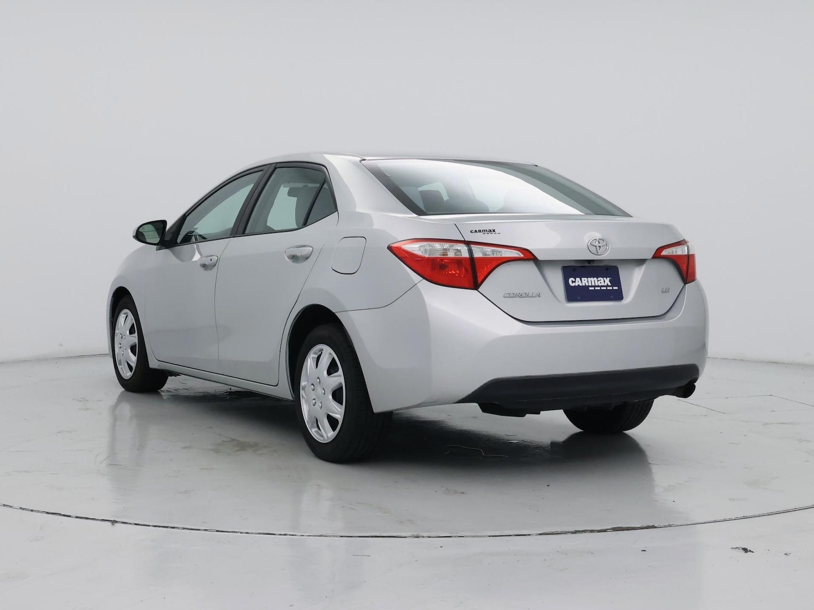 2016 Toyota Corolla LE - Photo 3