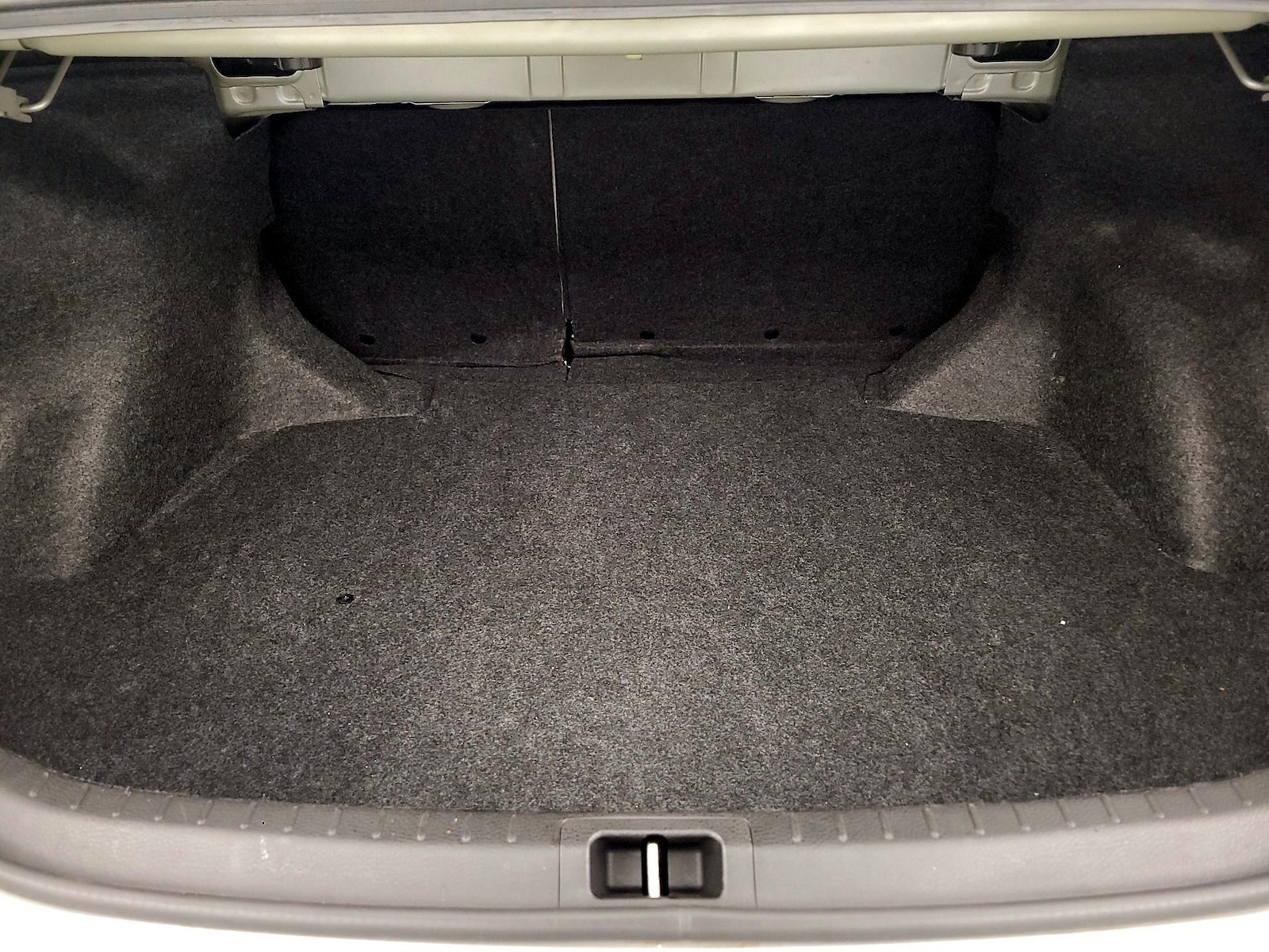 2016 Toyota Corolla LE - Photo 21