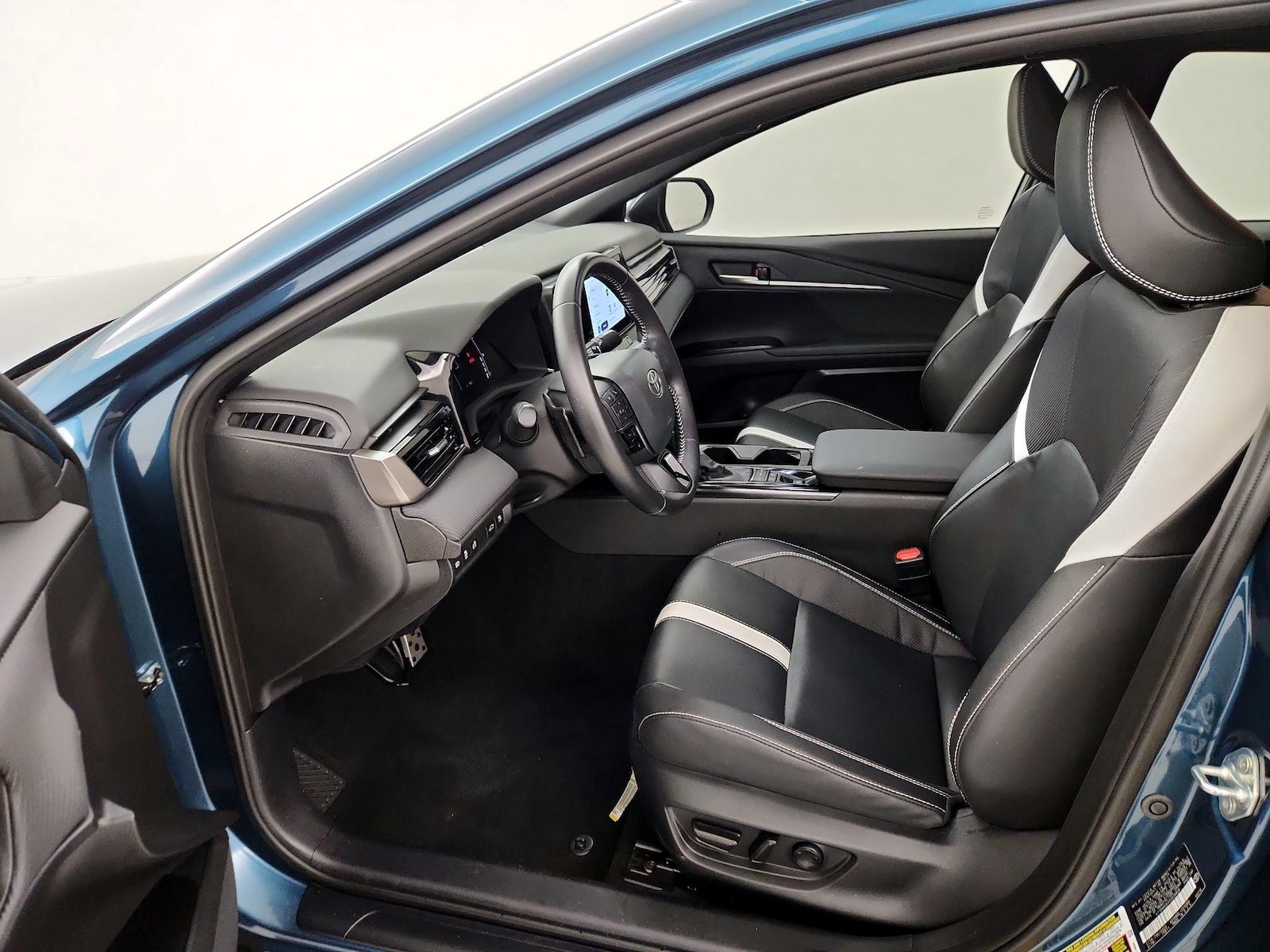 Power Seat(s) & Side Airbags