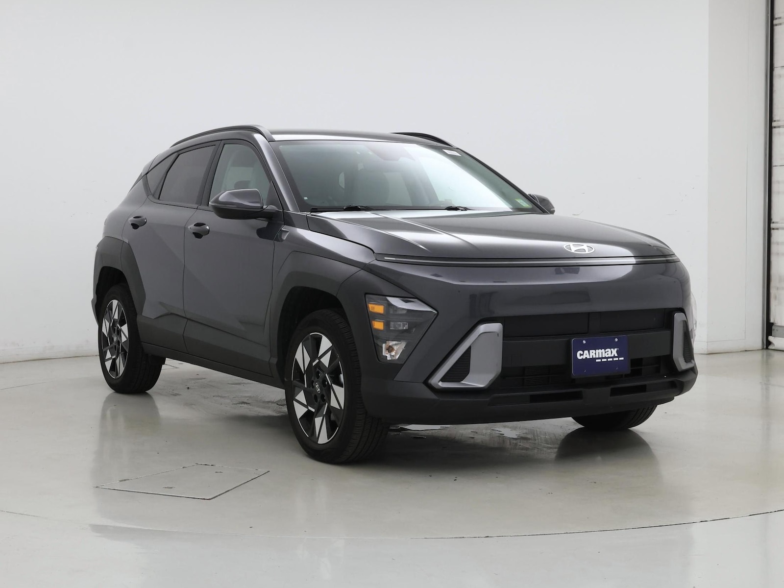 2024 Hyundai Kona SEL - Photo 2
