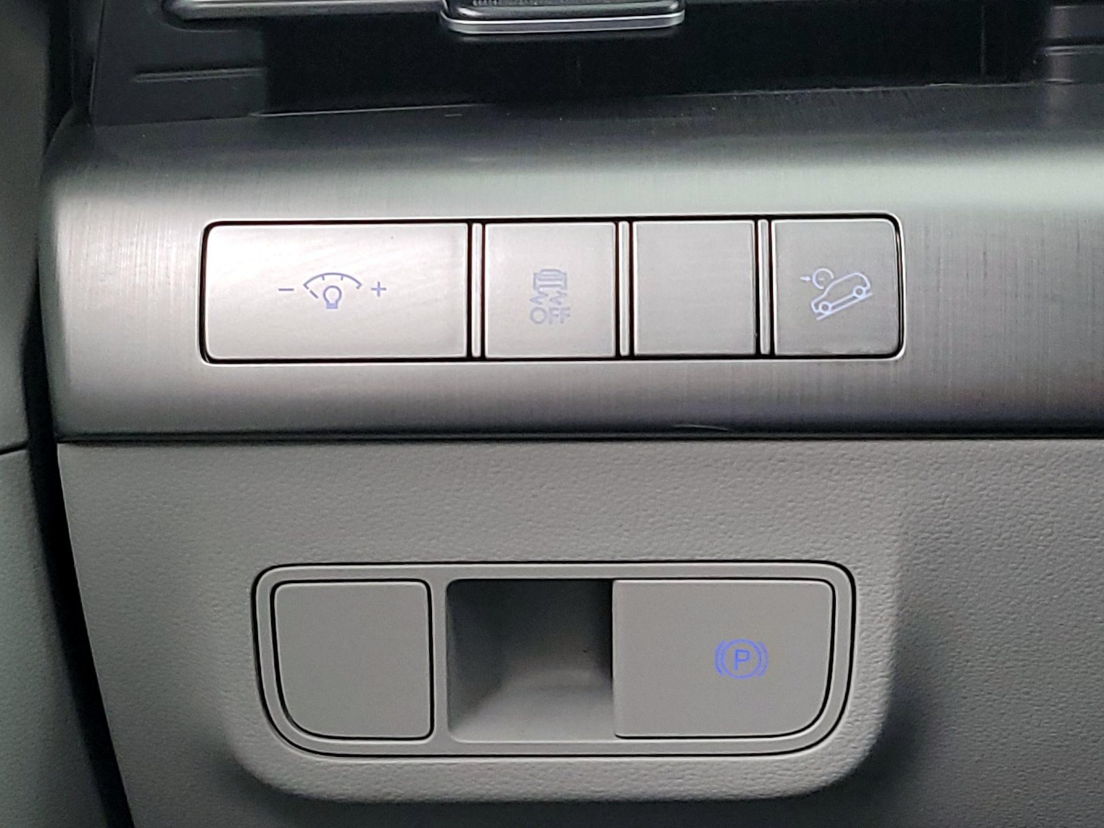 2024 Hyundai Kona SEL - Photo 14