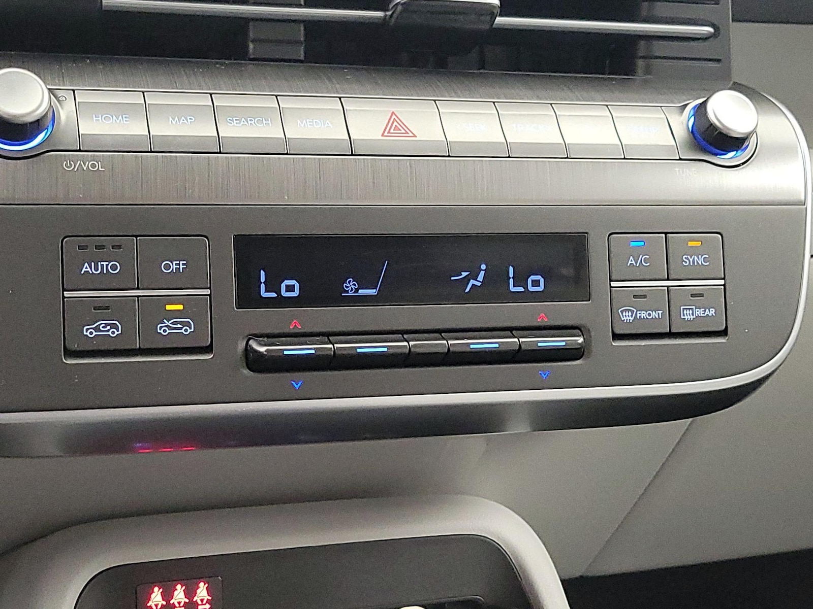 2024 Hyundai Kona SEL - Photo 17