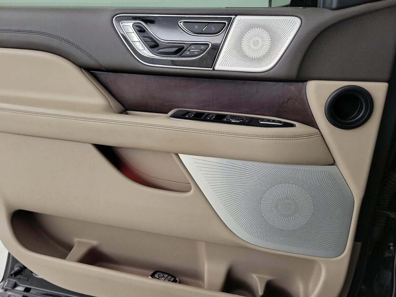 2022 Lincoln Navigator Reserve - Photo 13