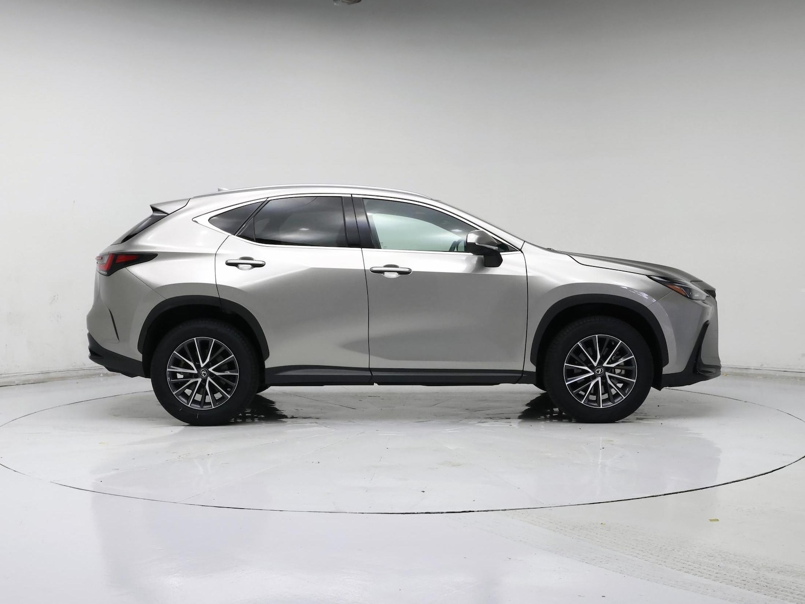 2023 Lexus NX 350 - Photo 8
