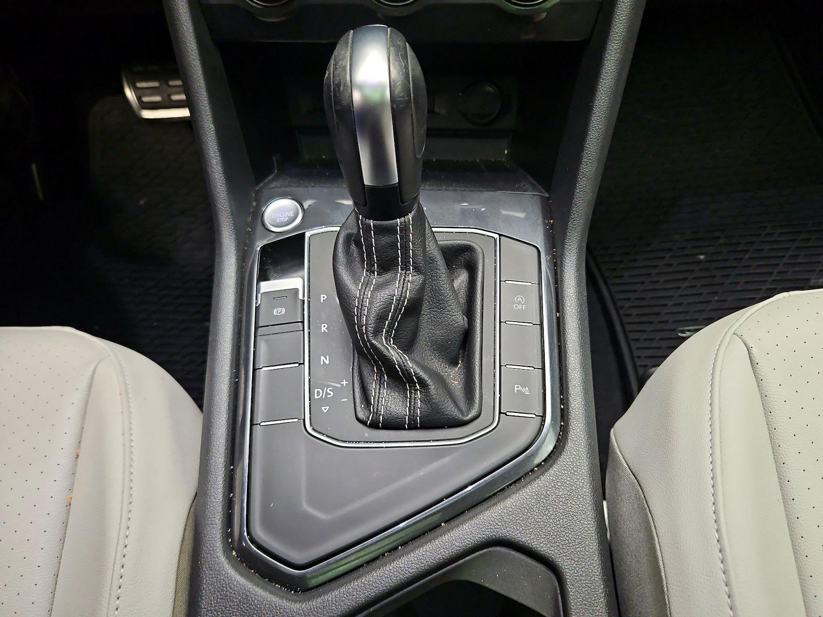 2021 Volkswagen Tiguan SE R-LINE BLACK - Photo 18