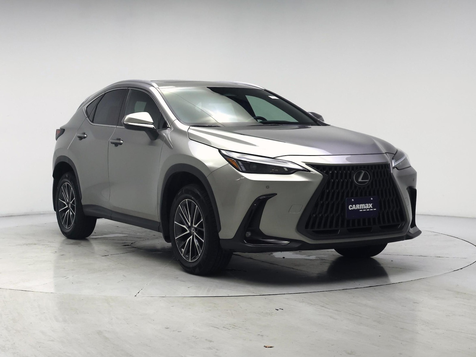 2022 Lexus NX 350 - Photo 2