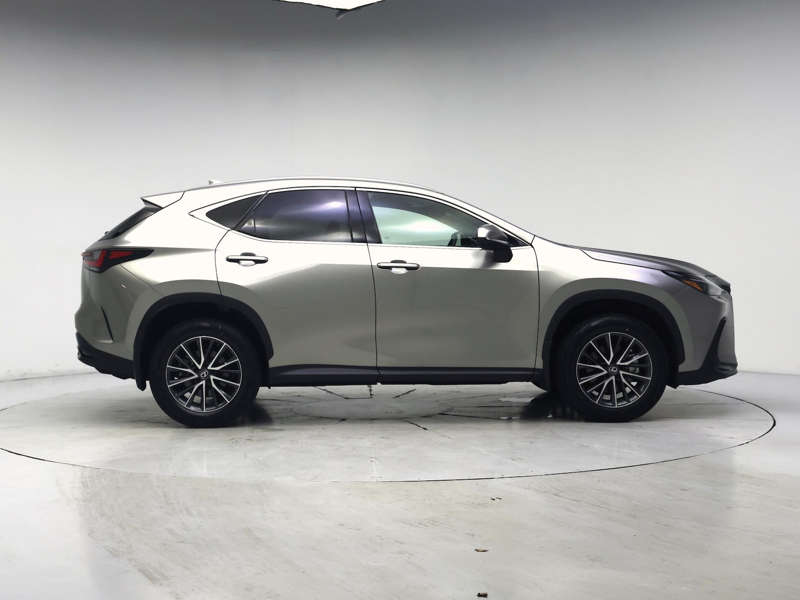 2022 Lexus NX 350 - Photo 8