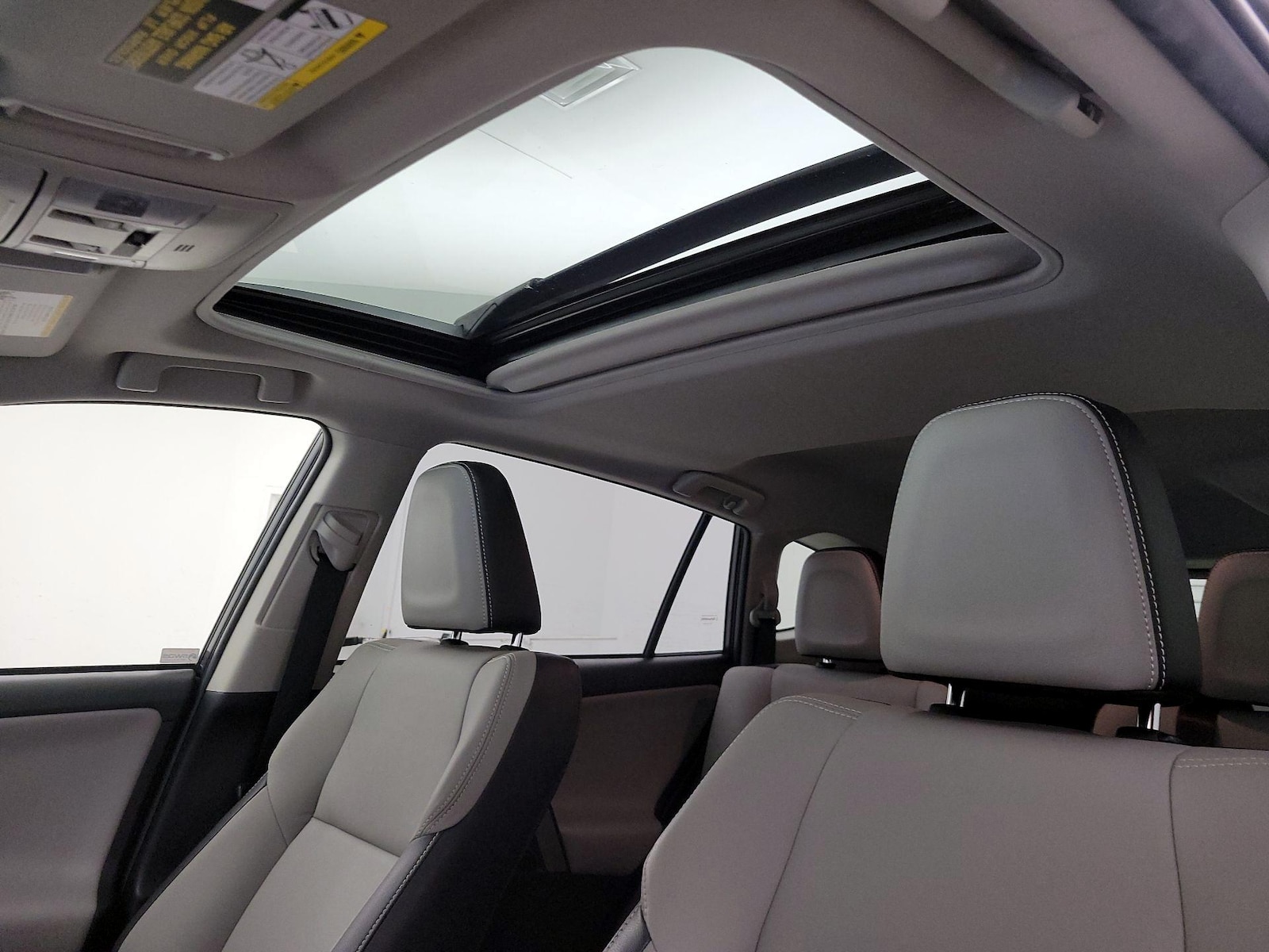 Sunroof(s) & Overhead Airbags