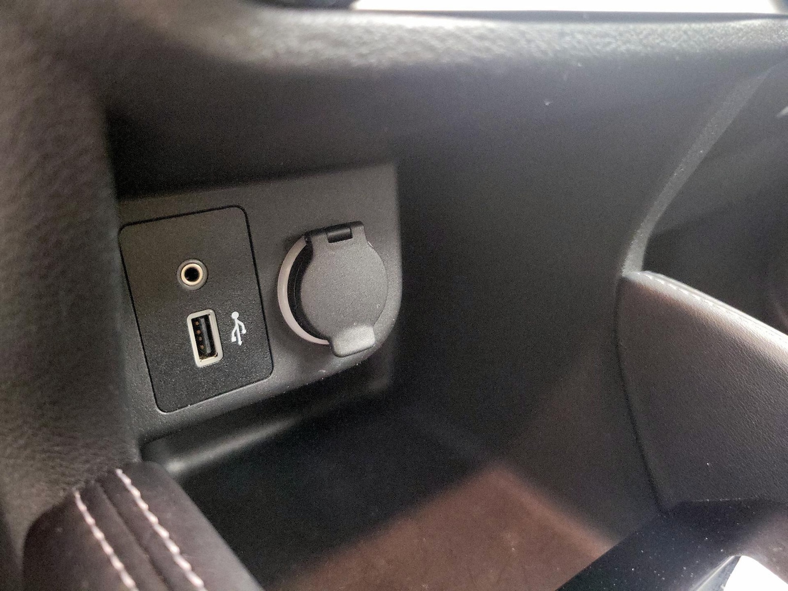 2020 Nissan Kicks SV - Photo 18