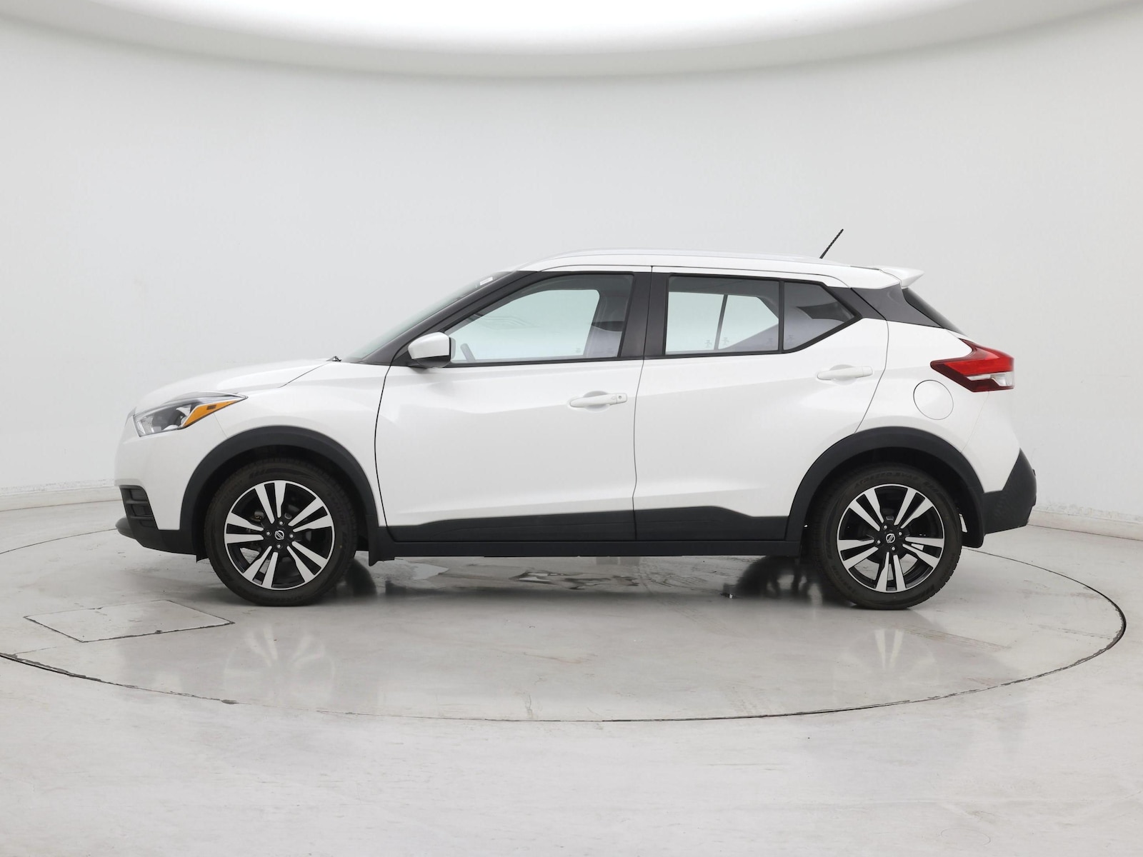 2020 Nissan Kicks SV - Photo 4
