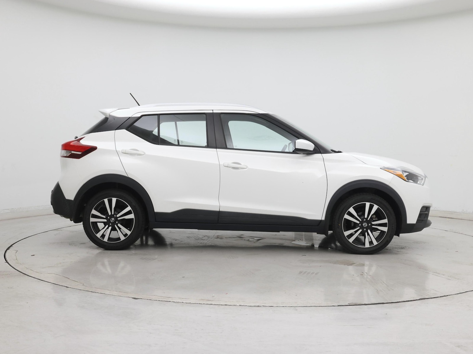 2020 Nissan Kicks SV - Photo 8