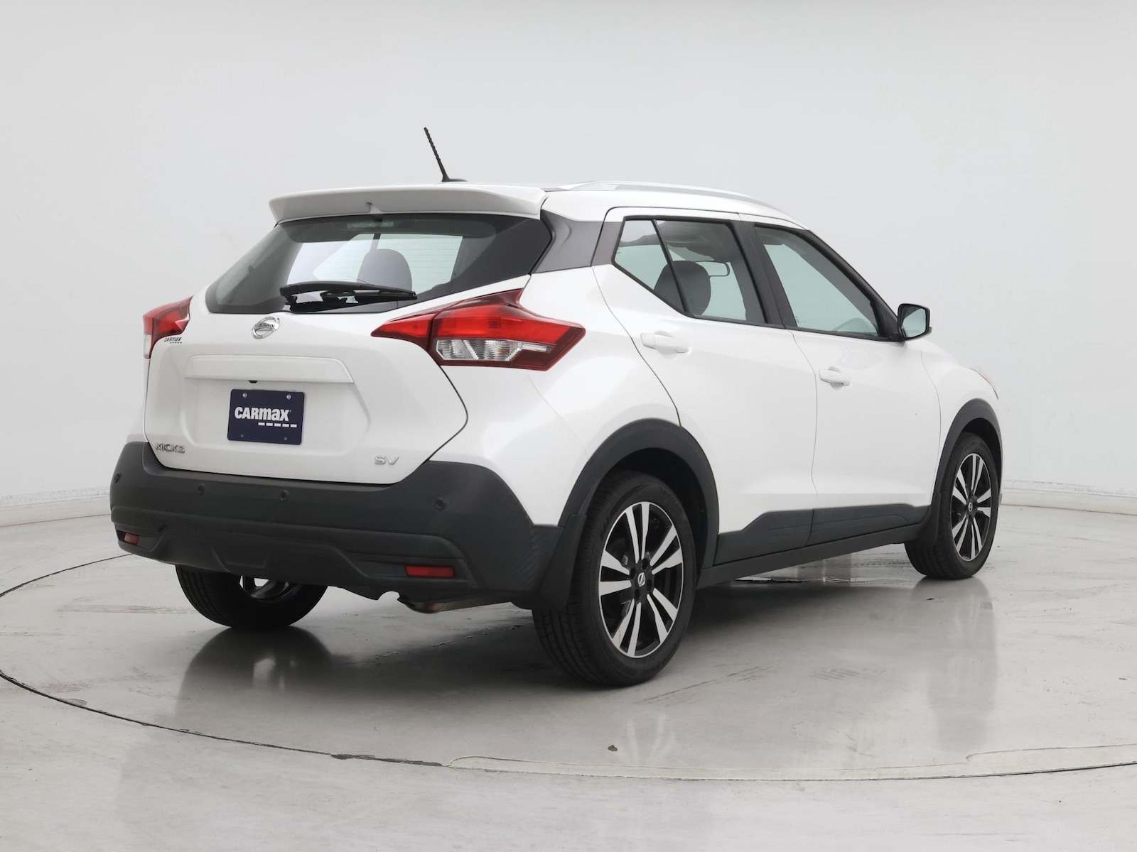 2020 Nissan Kicks SV - Photo 9