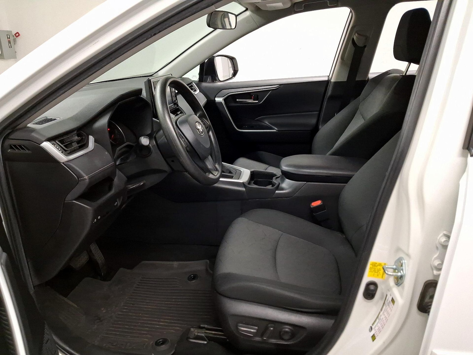 Power Seat(s) & Side Airbags