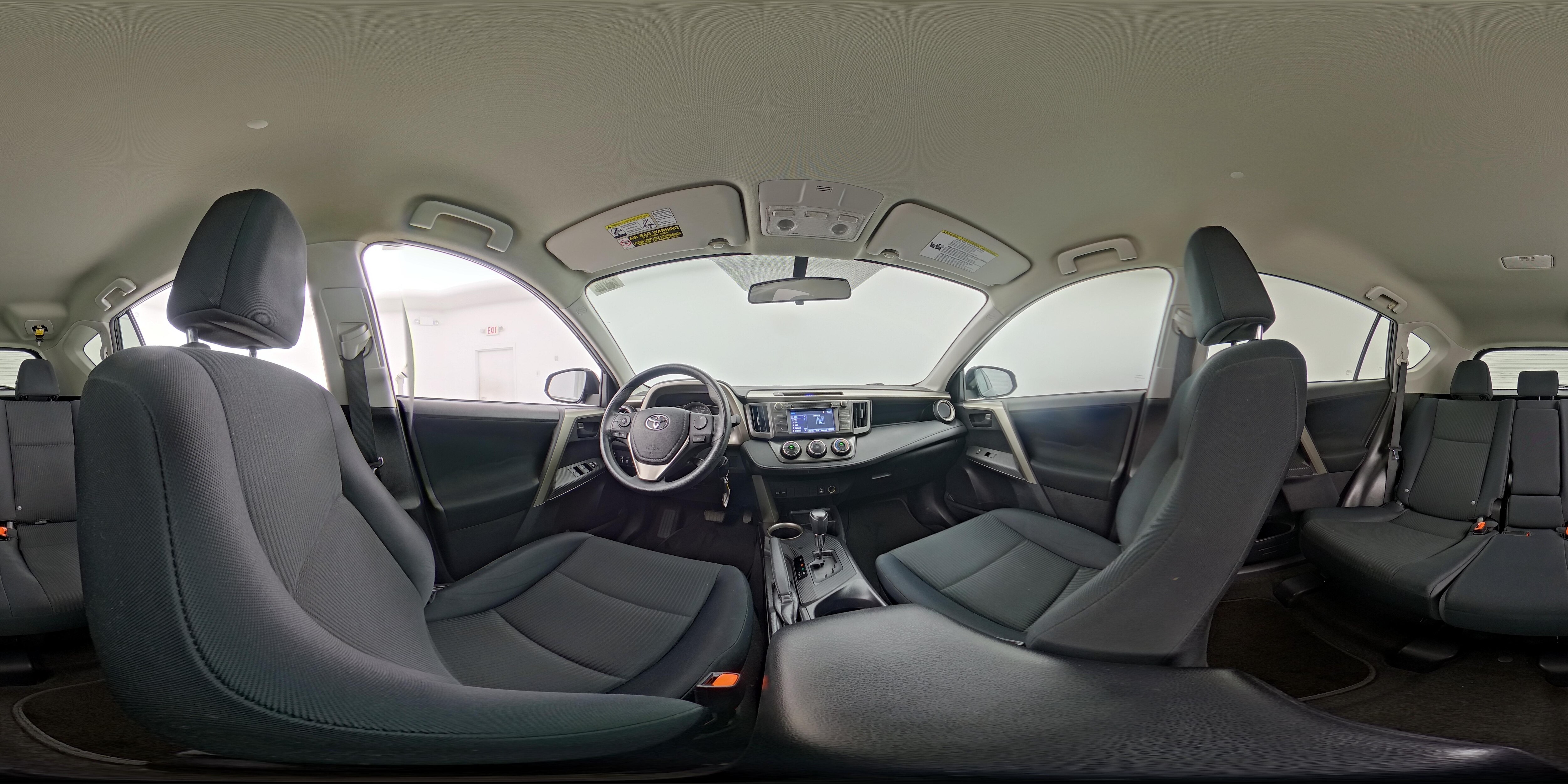 2015 Toyota RAV4 LE - Photo 24