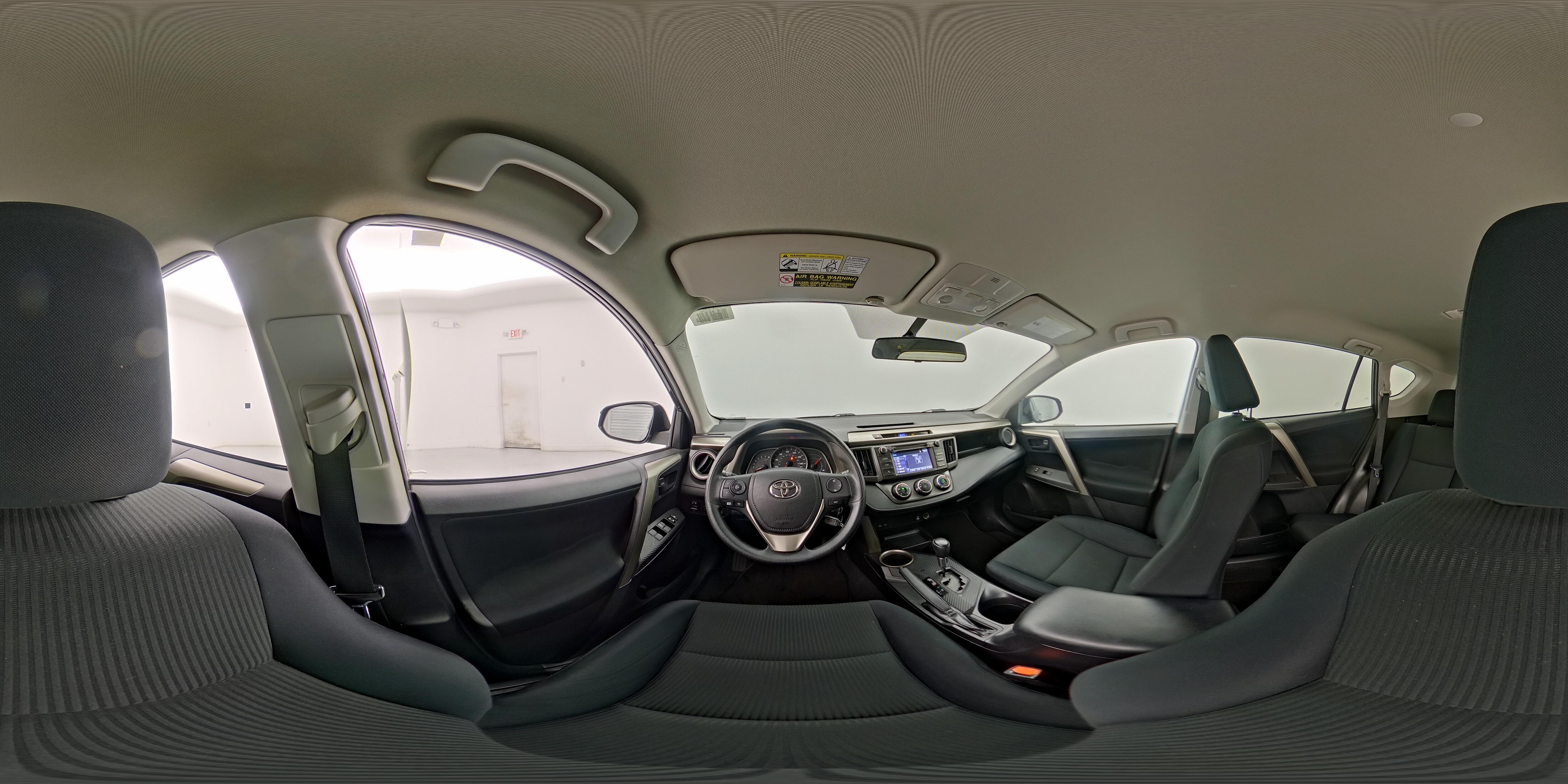 2015 Toyota RAV4 LE - Photo 26