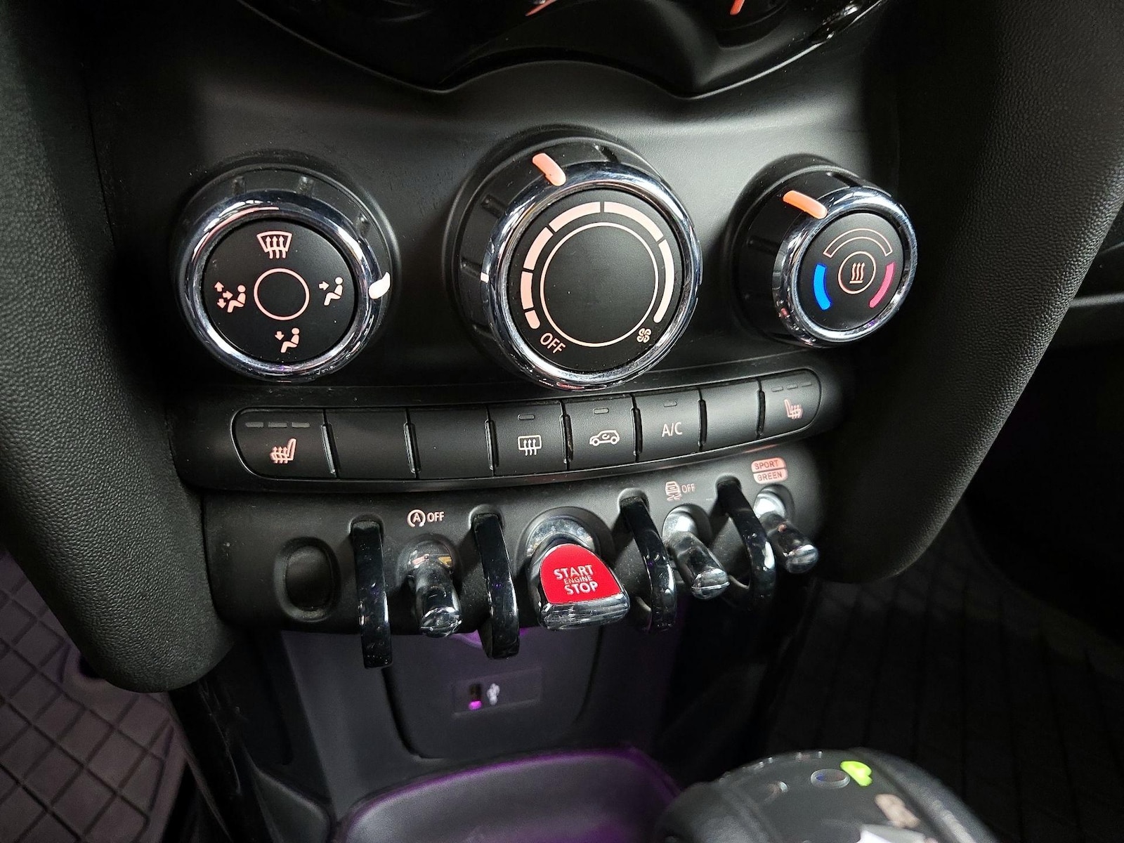 2019 MINI Hardtop 2 Door S - Photo 17