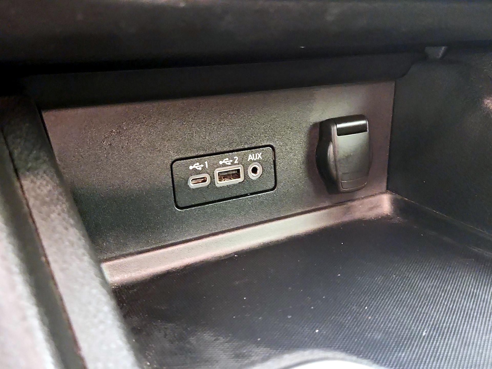 2023 Nissan Sentra SV - Photo 18