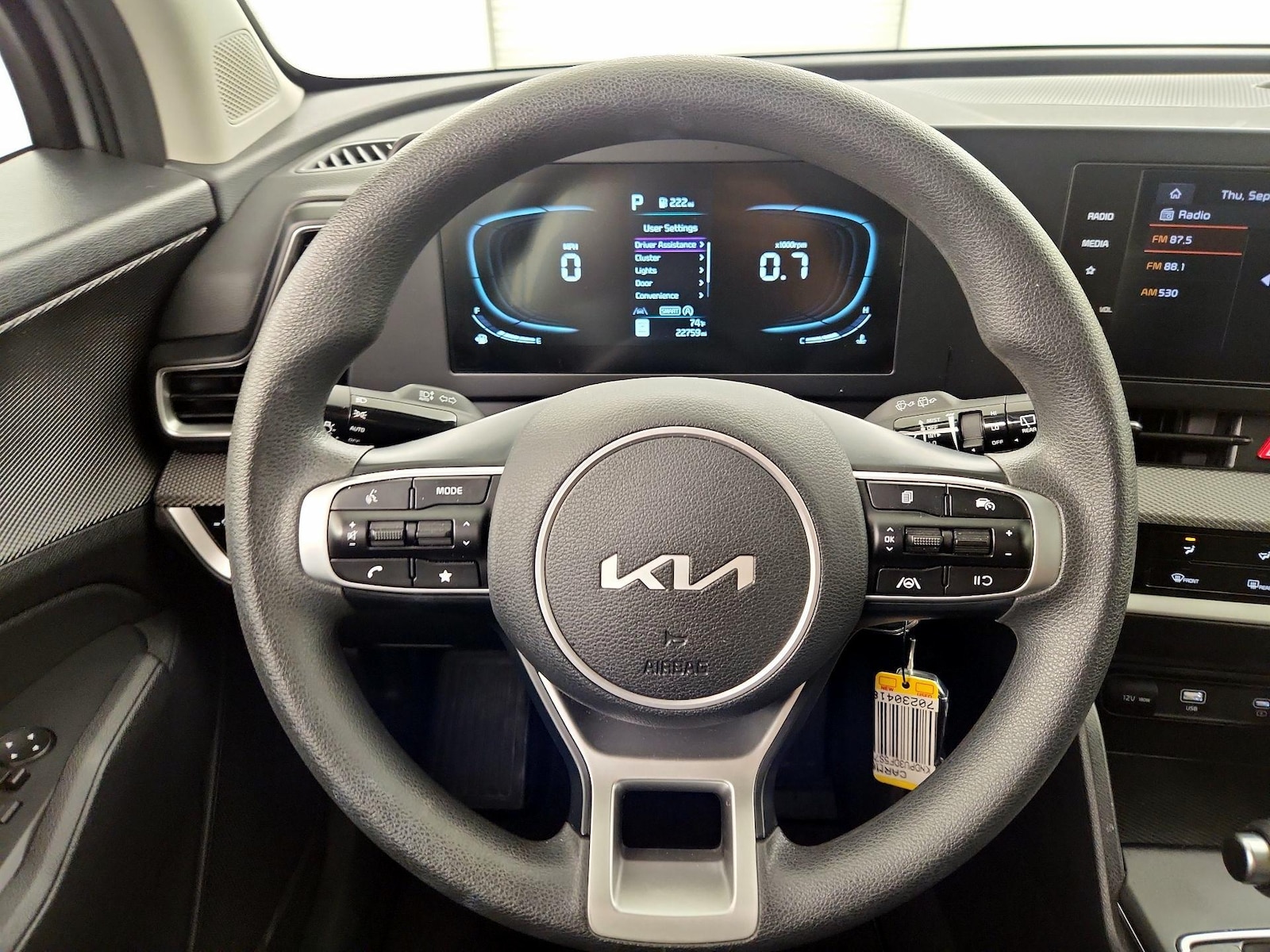 2025 Kia Sportage LX - Photo 11
