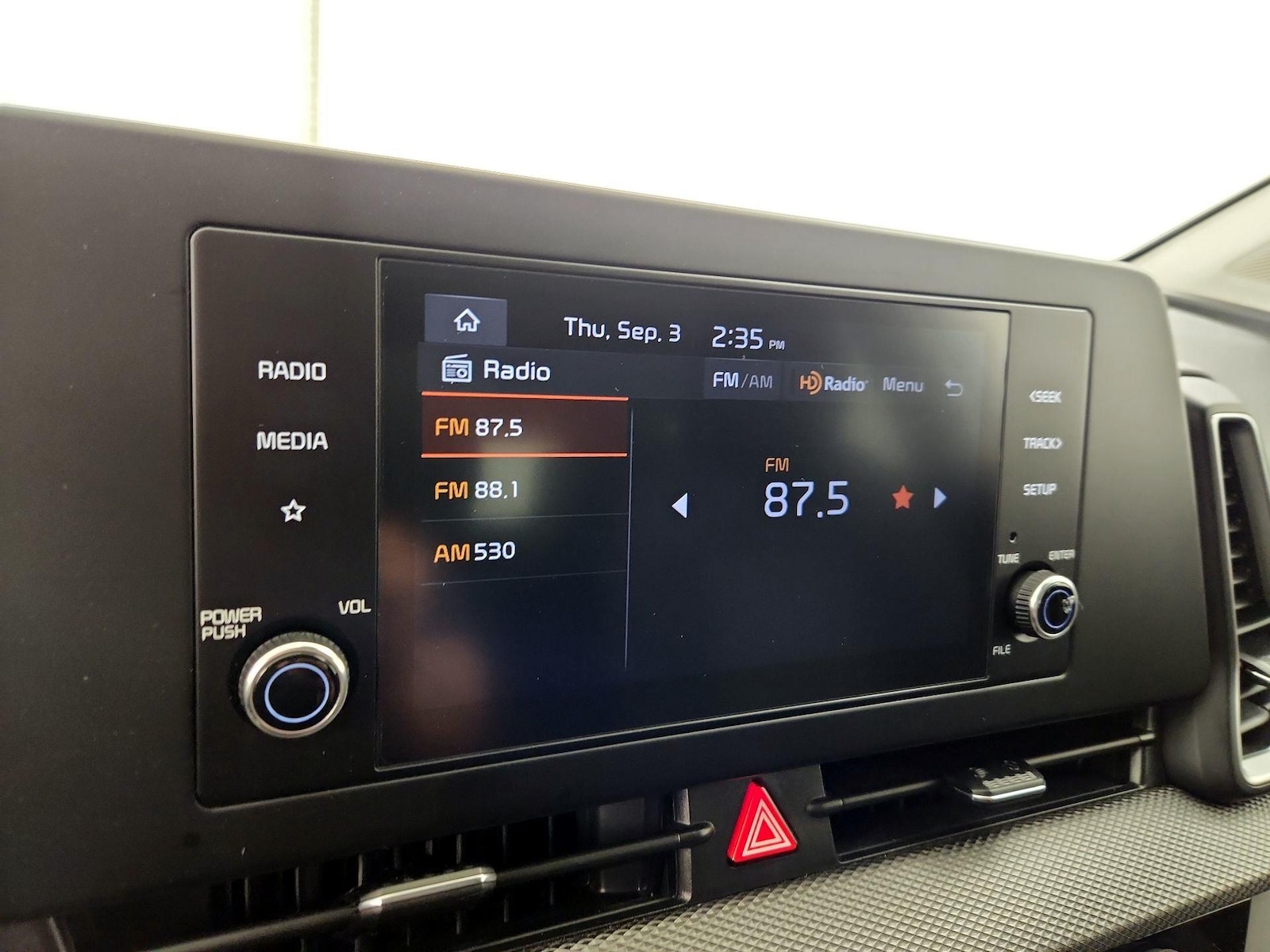 2025 Kia Sportage LX - Photo 16