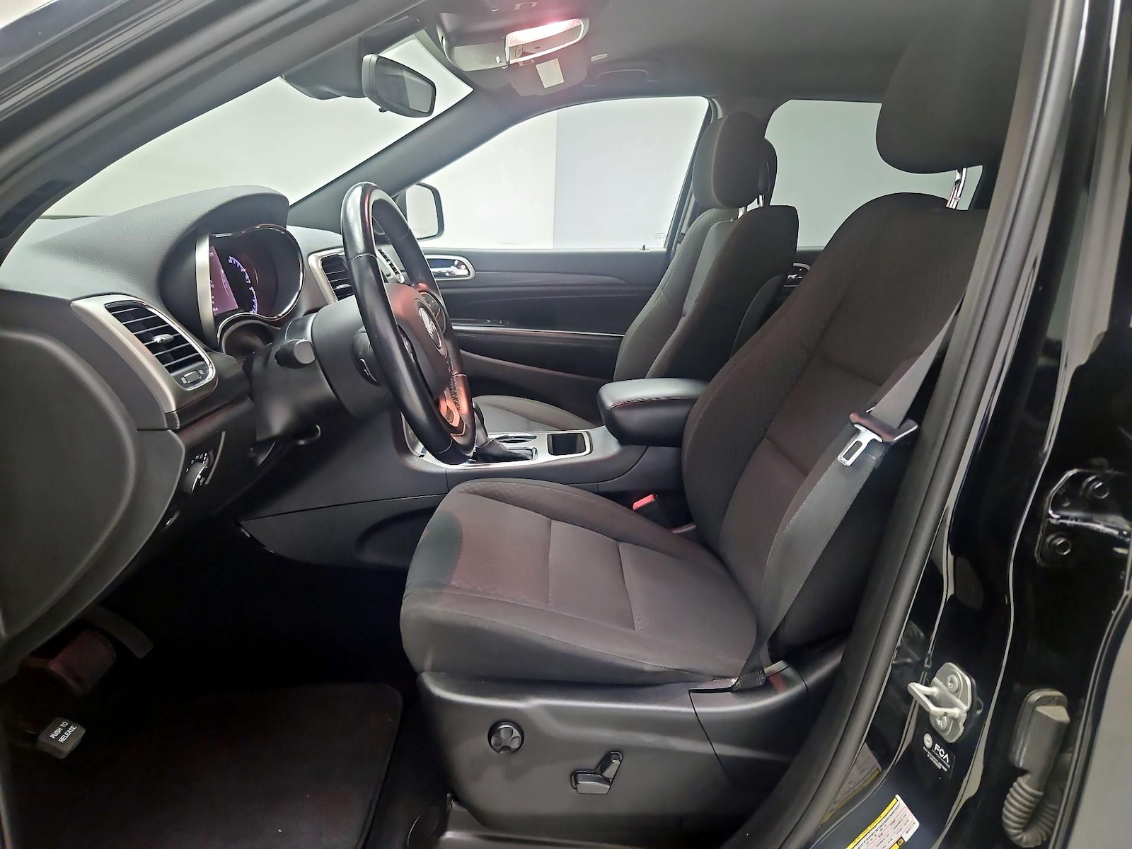 Power Seat(s) & Side Airbags