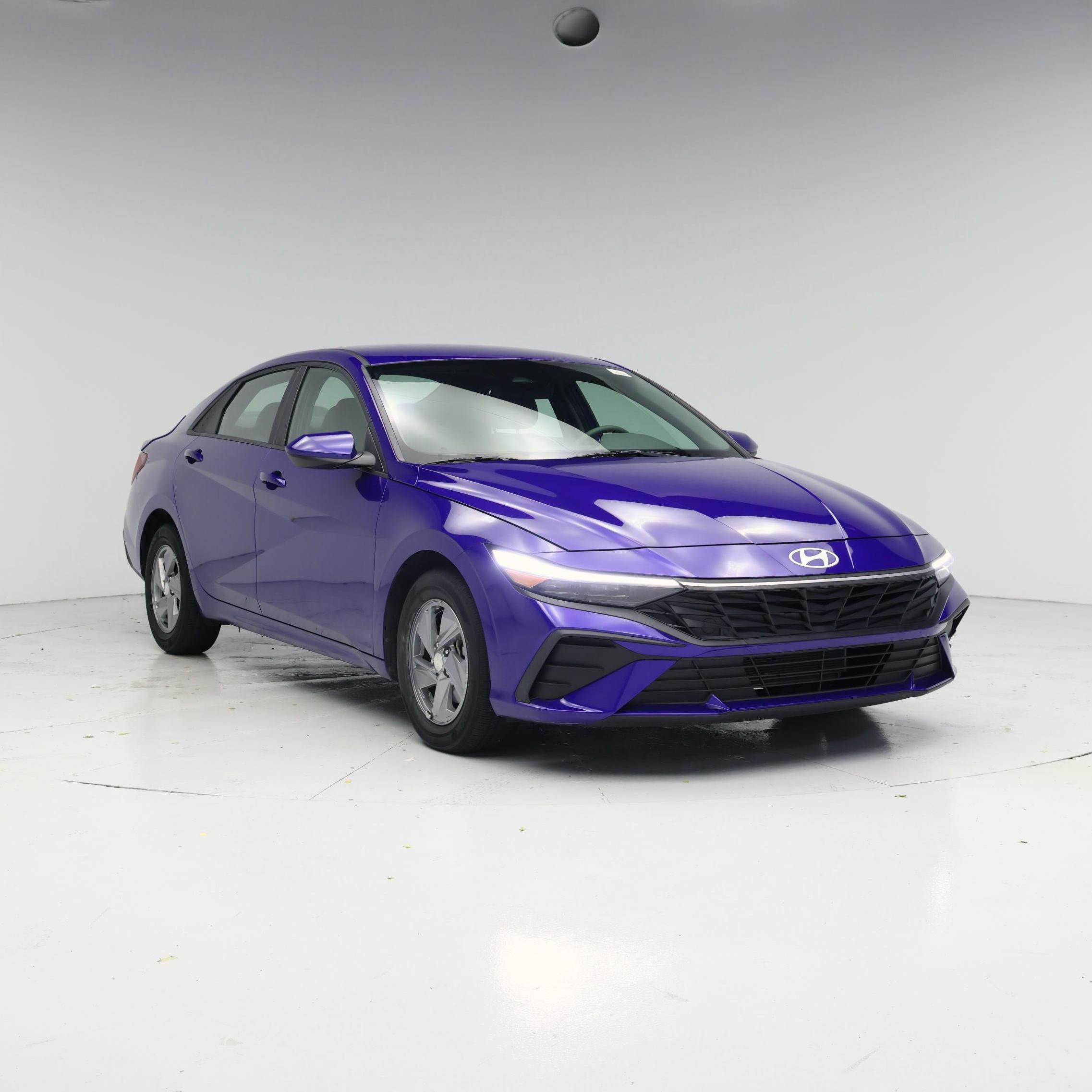 2024 Hyundai Elantra Azul Sedán Tracción delantera Automática