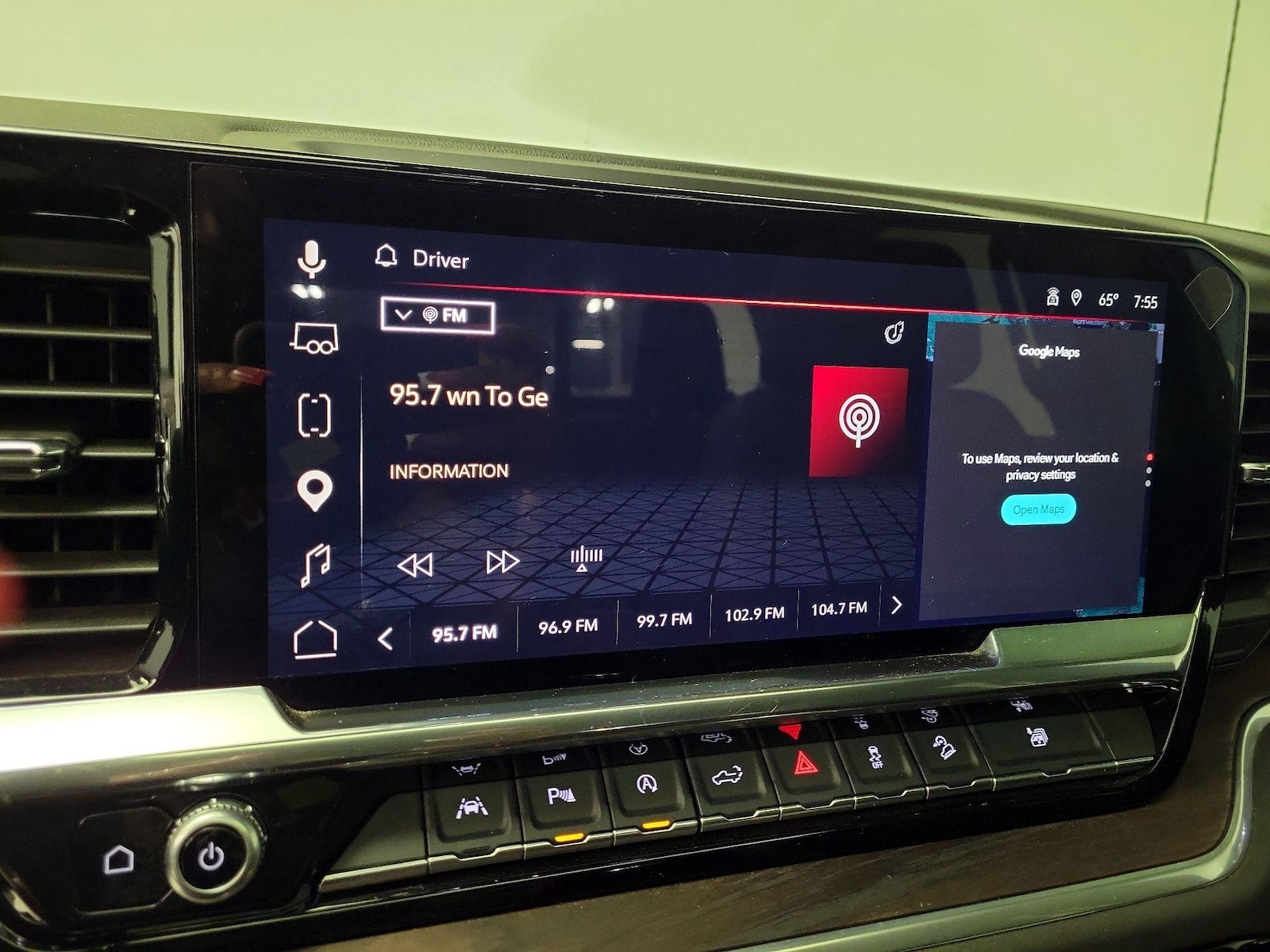 2025 GMC Sierra 1500 SLT - Photo 16